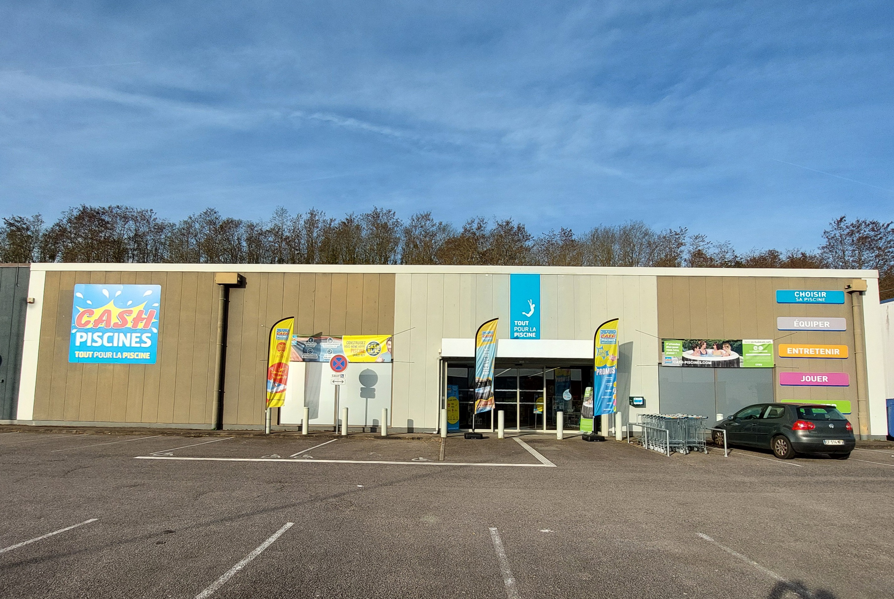Foto 1 di Cash Piscines