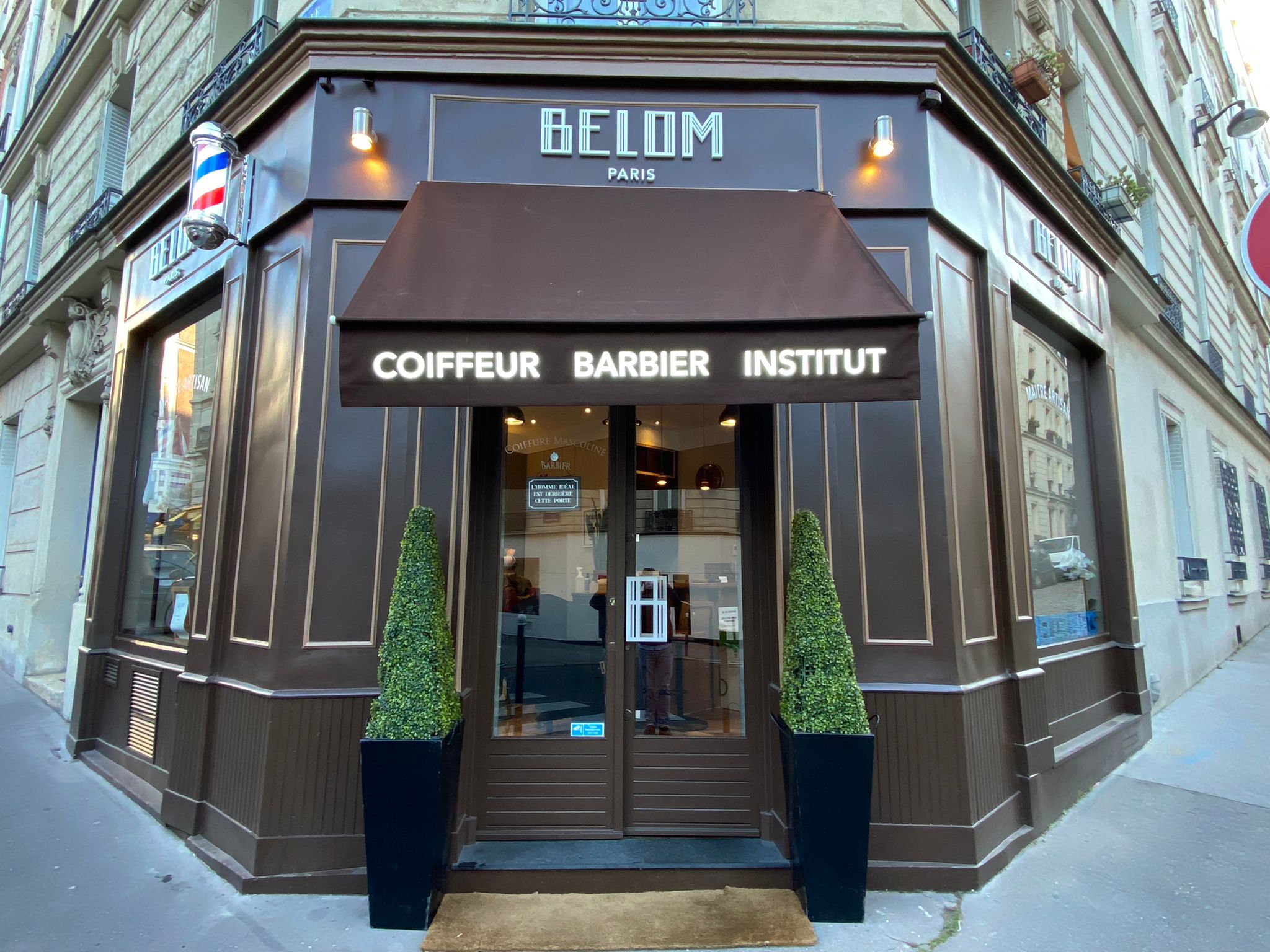 BELOM Montmartre - Coiffeur Barbier Paris 