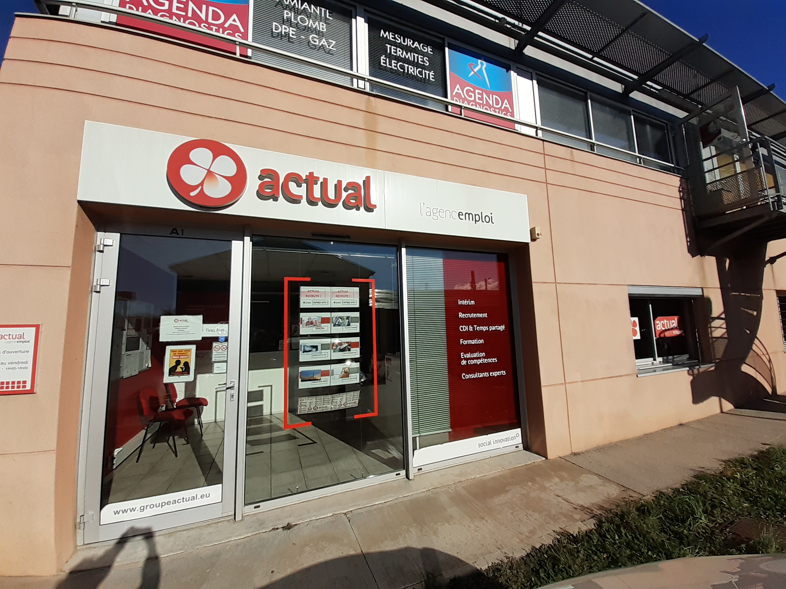 Foto 5 di Actual emploi Manosque