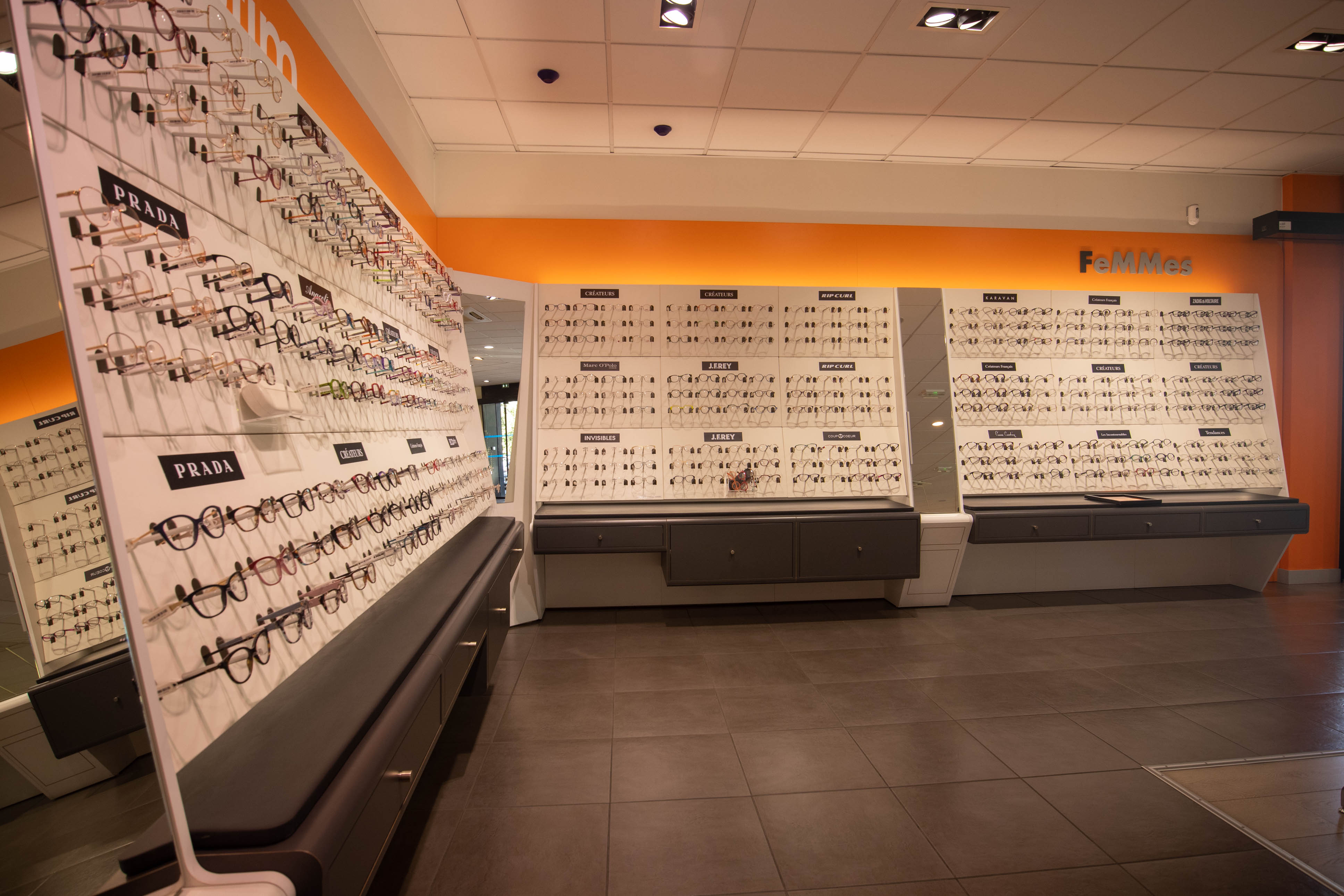 Foto 9 di OPTIM OPTICIENS