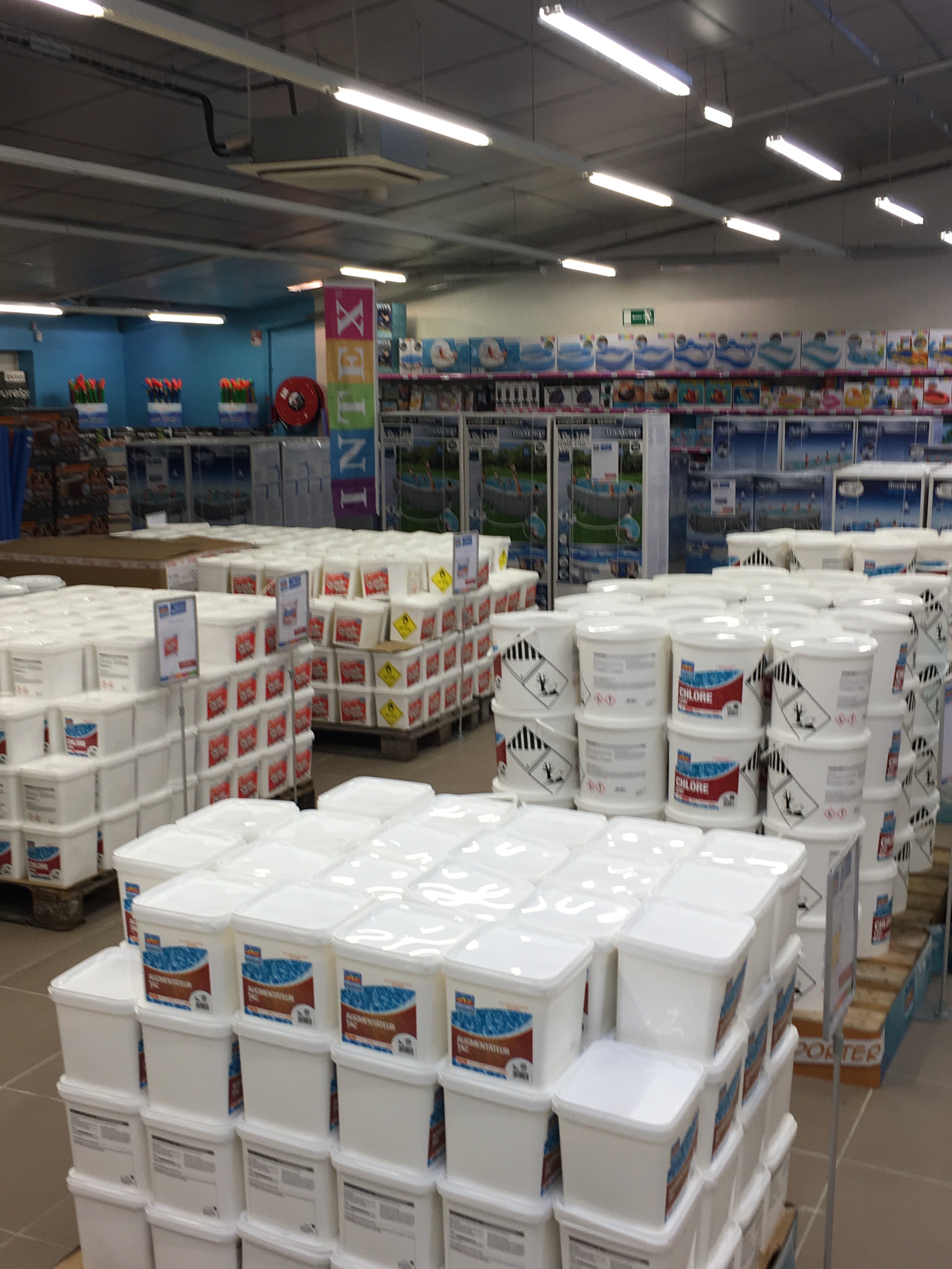 Foto 4 di Cash Piscines