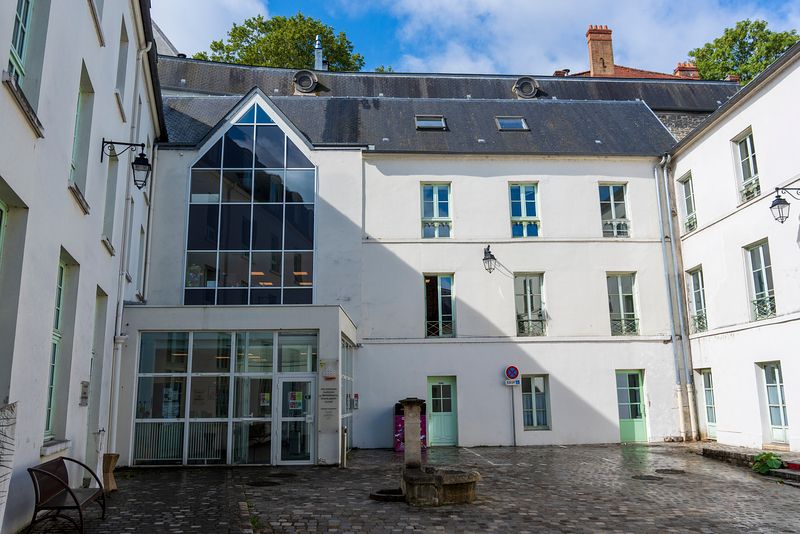 Foto 1 di Médiathèque Condorcet
