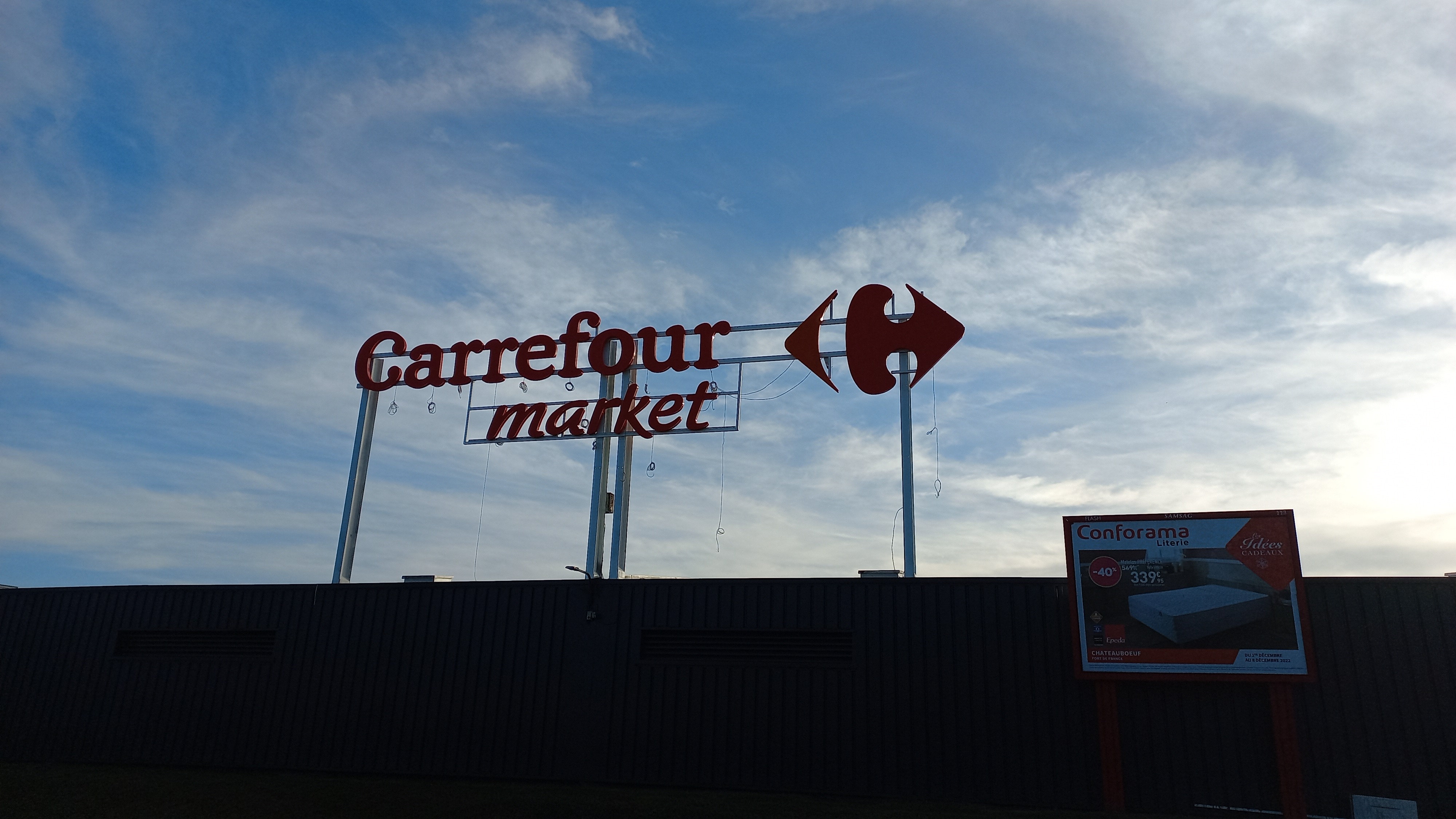 Carrefour Market