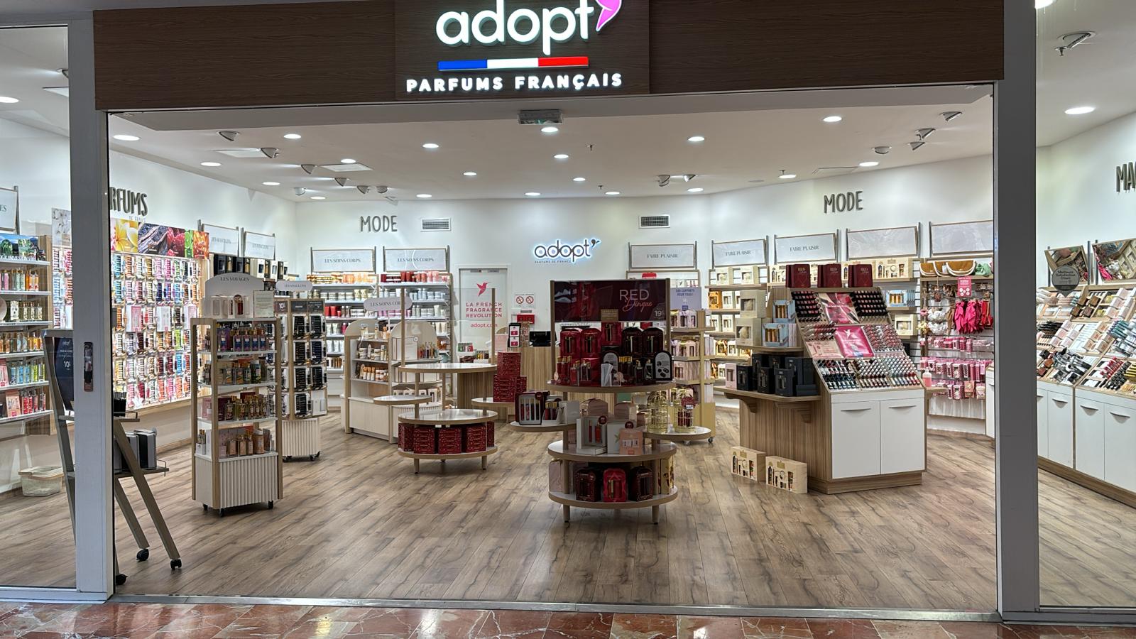 Foto 1 di Adopt  Parfums