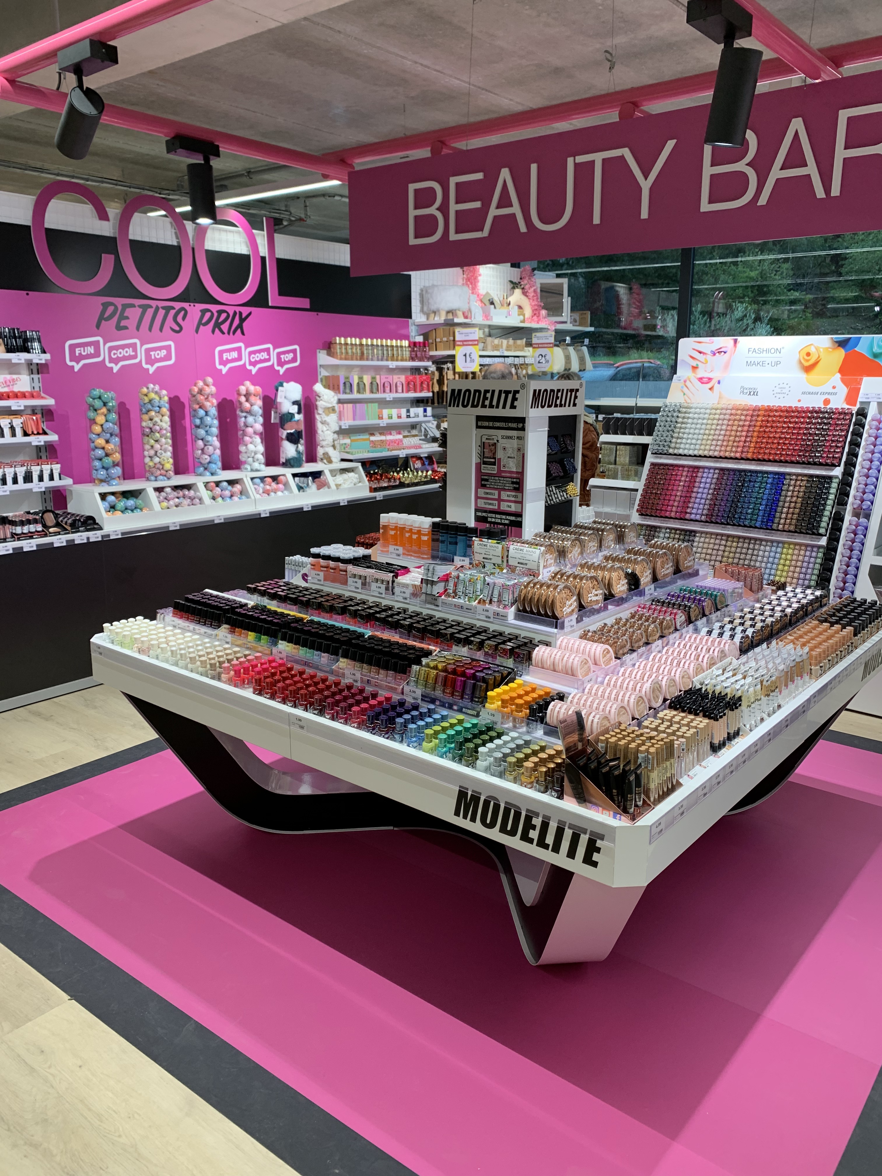 Foto 11 di Maxi Bazar