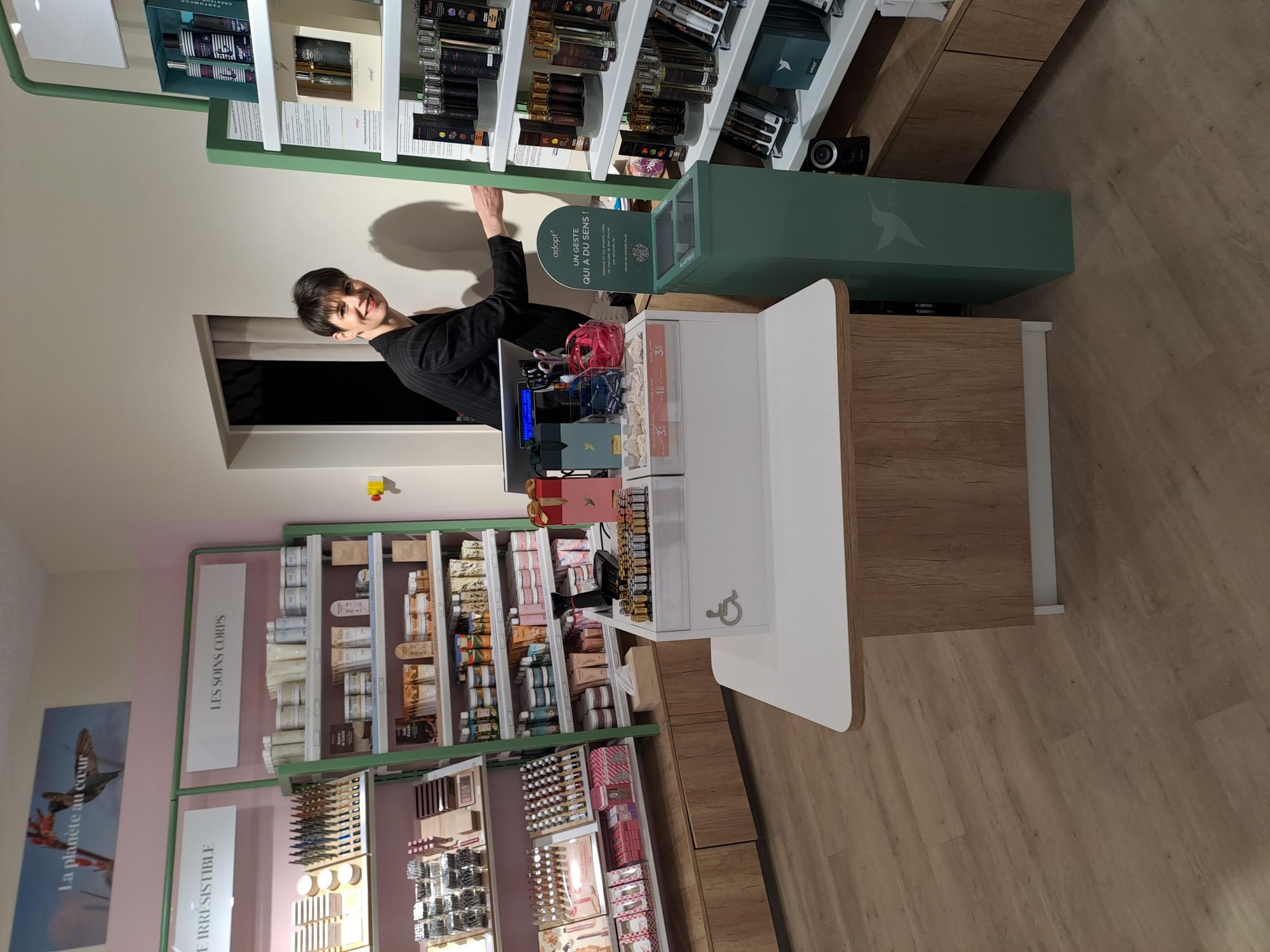 Foto 9 di Adopt Parfums