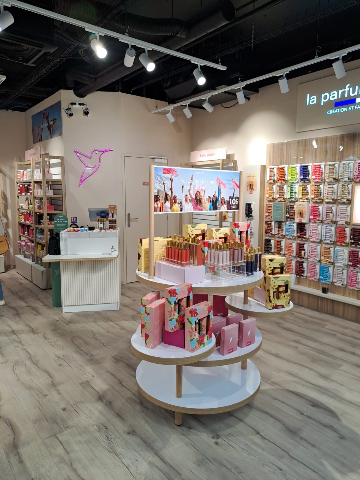 Foto 6 di Adopt Parfums