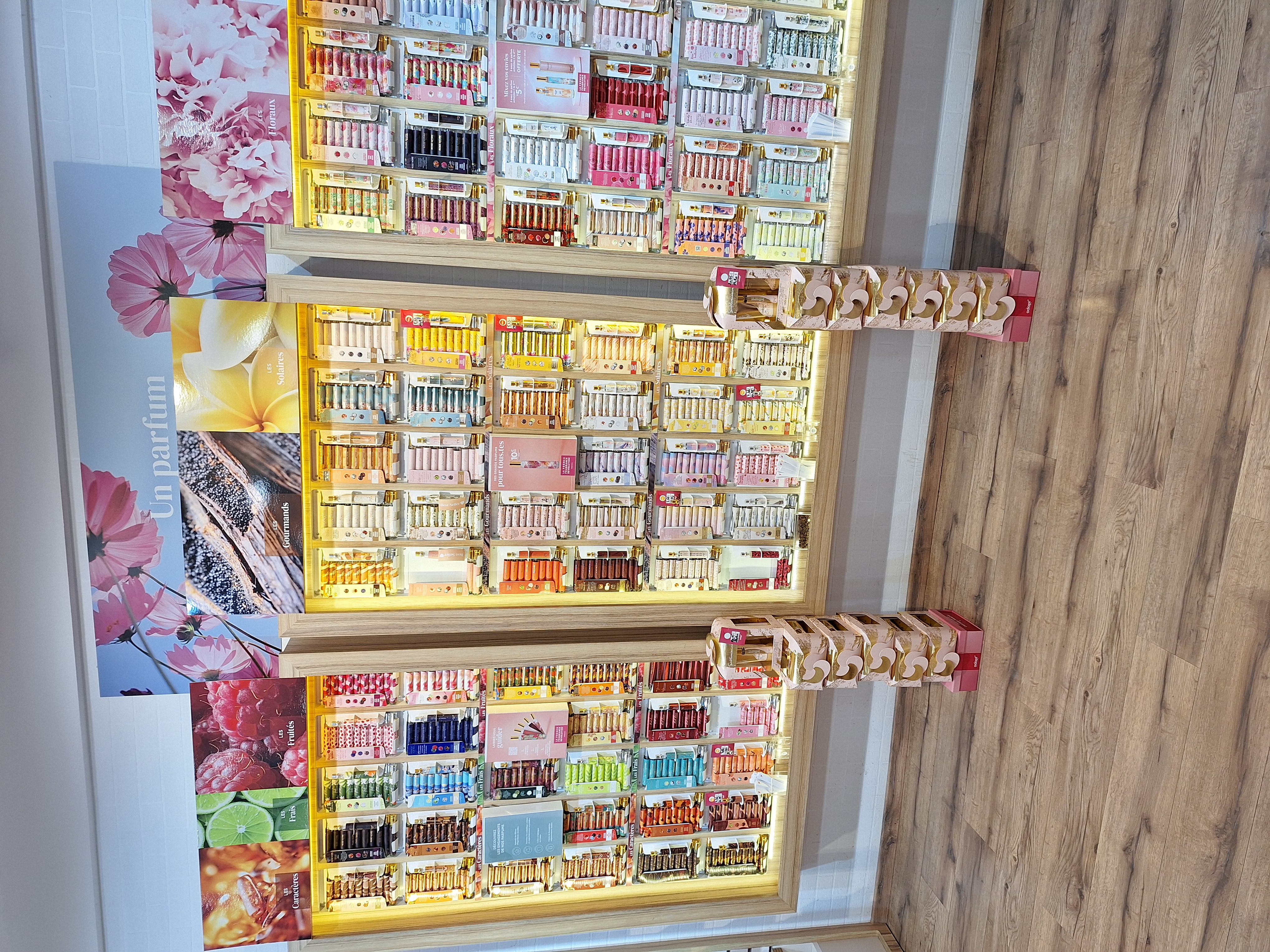 Foto 5 di Adopt Parfums