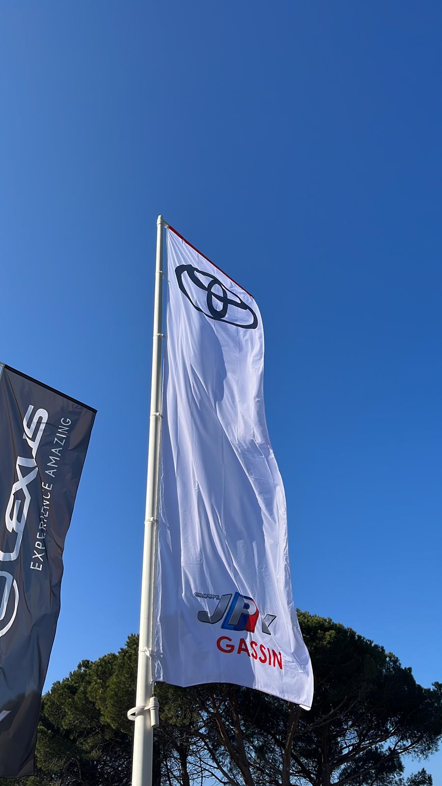 Foto 12 di Toyota Saint-Tropez