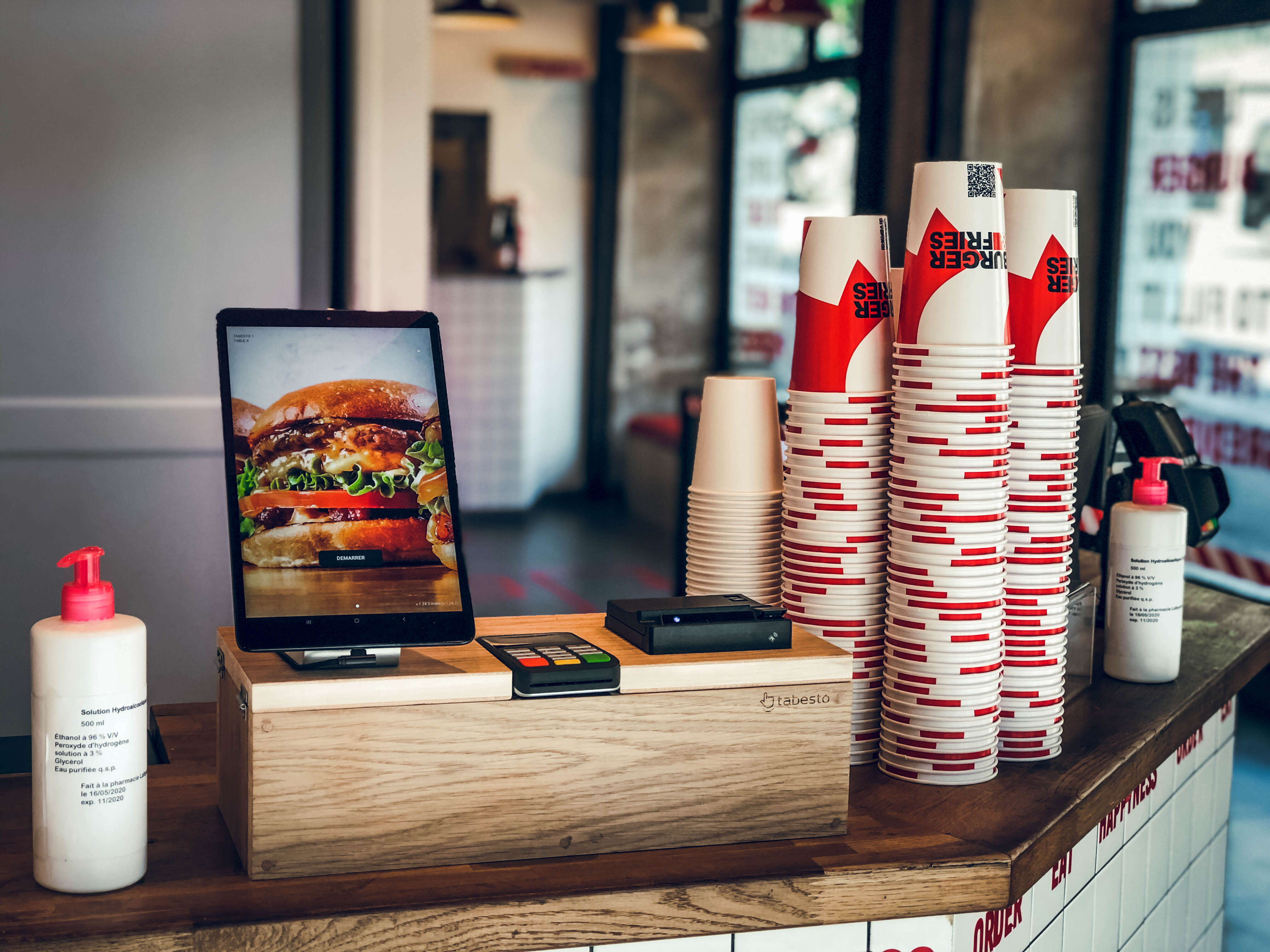 Foto 7 di Tabesto | Bornes de commande restaurants