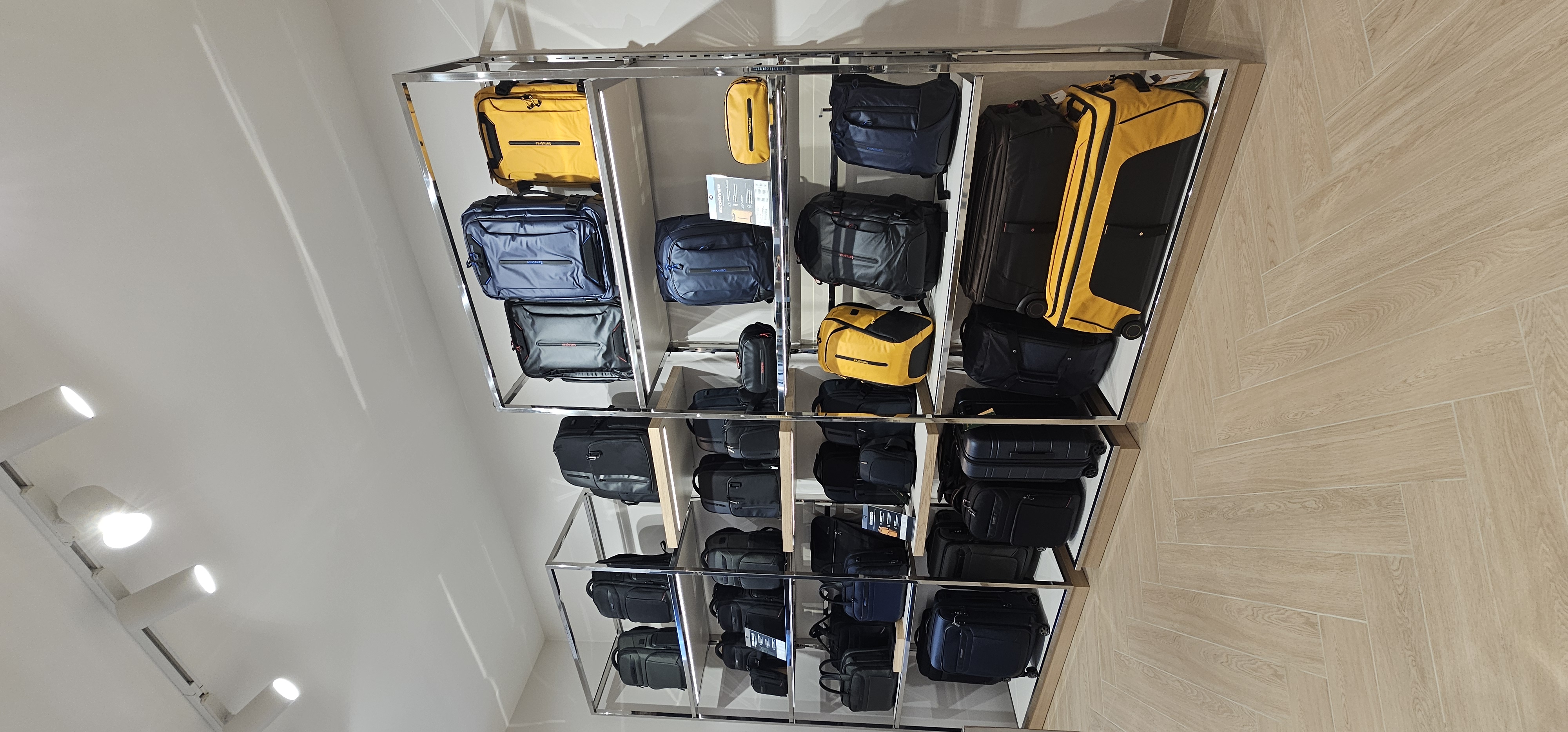 Foto 6 di Boutique Samsonite