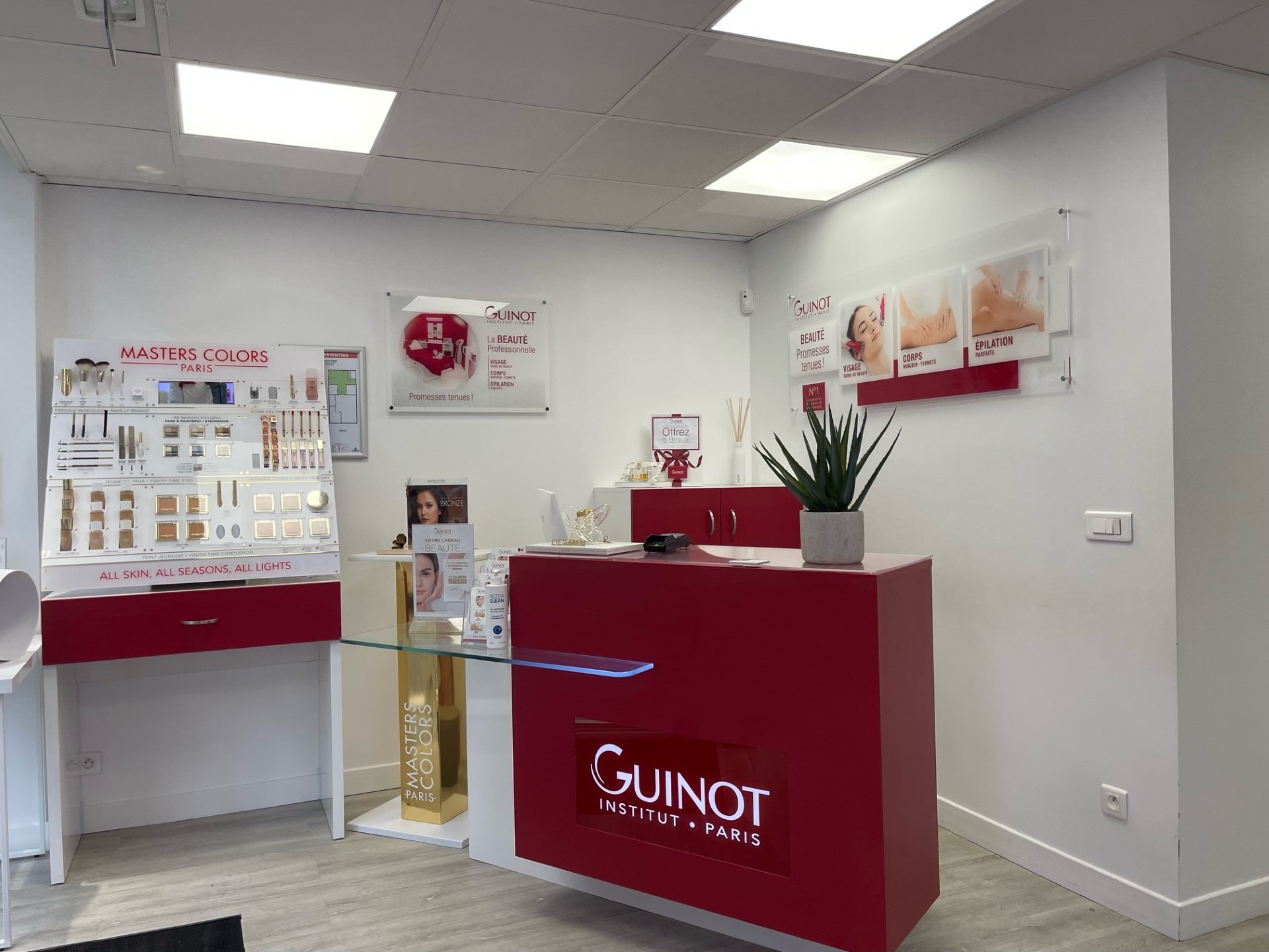 Foto 14 di Institut Guinot (Saxe)