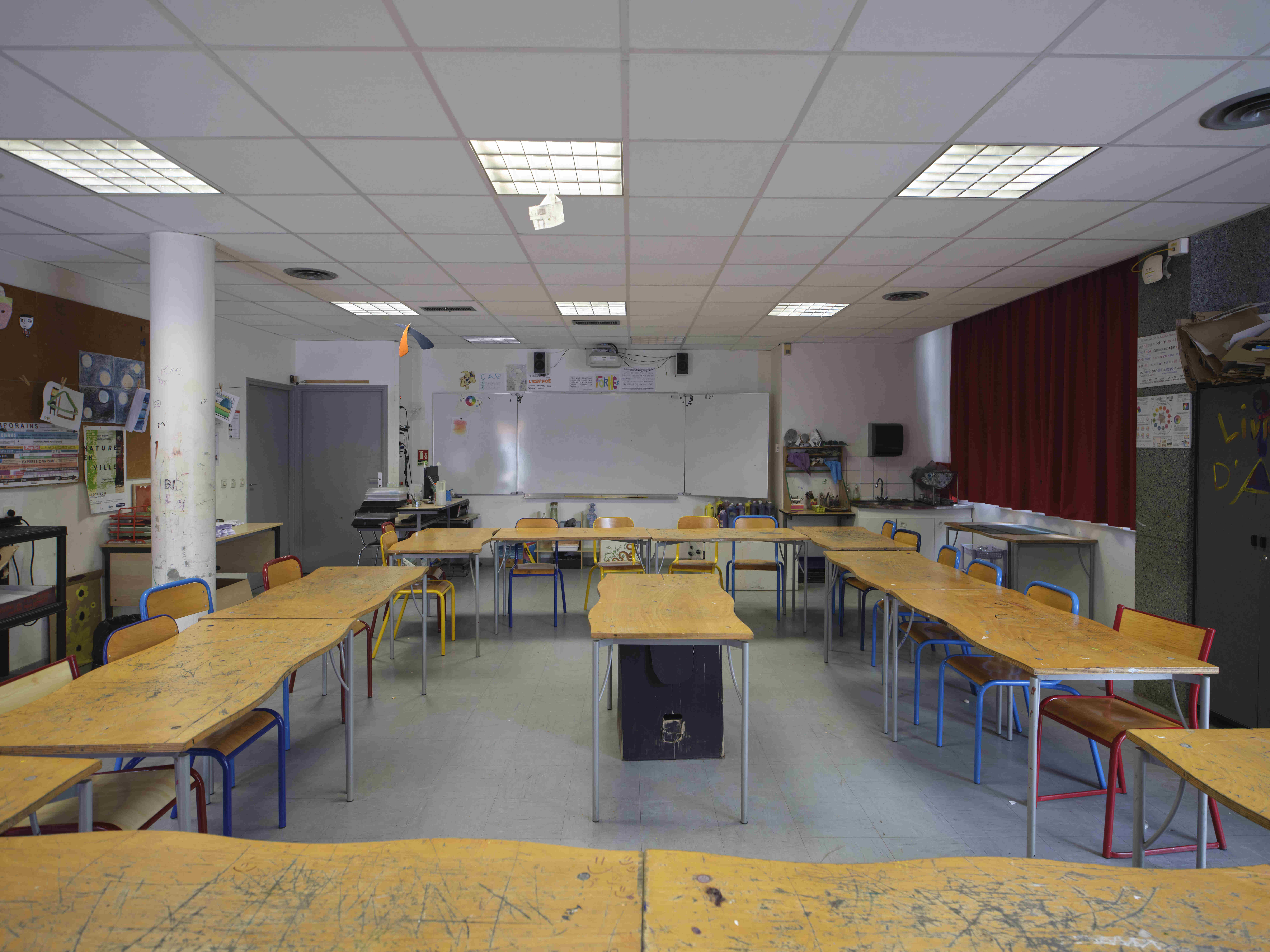 Collège Pablo NERUDA