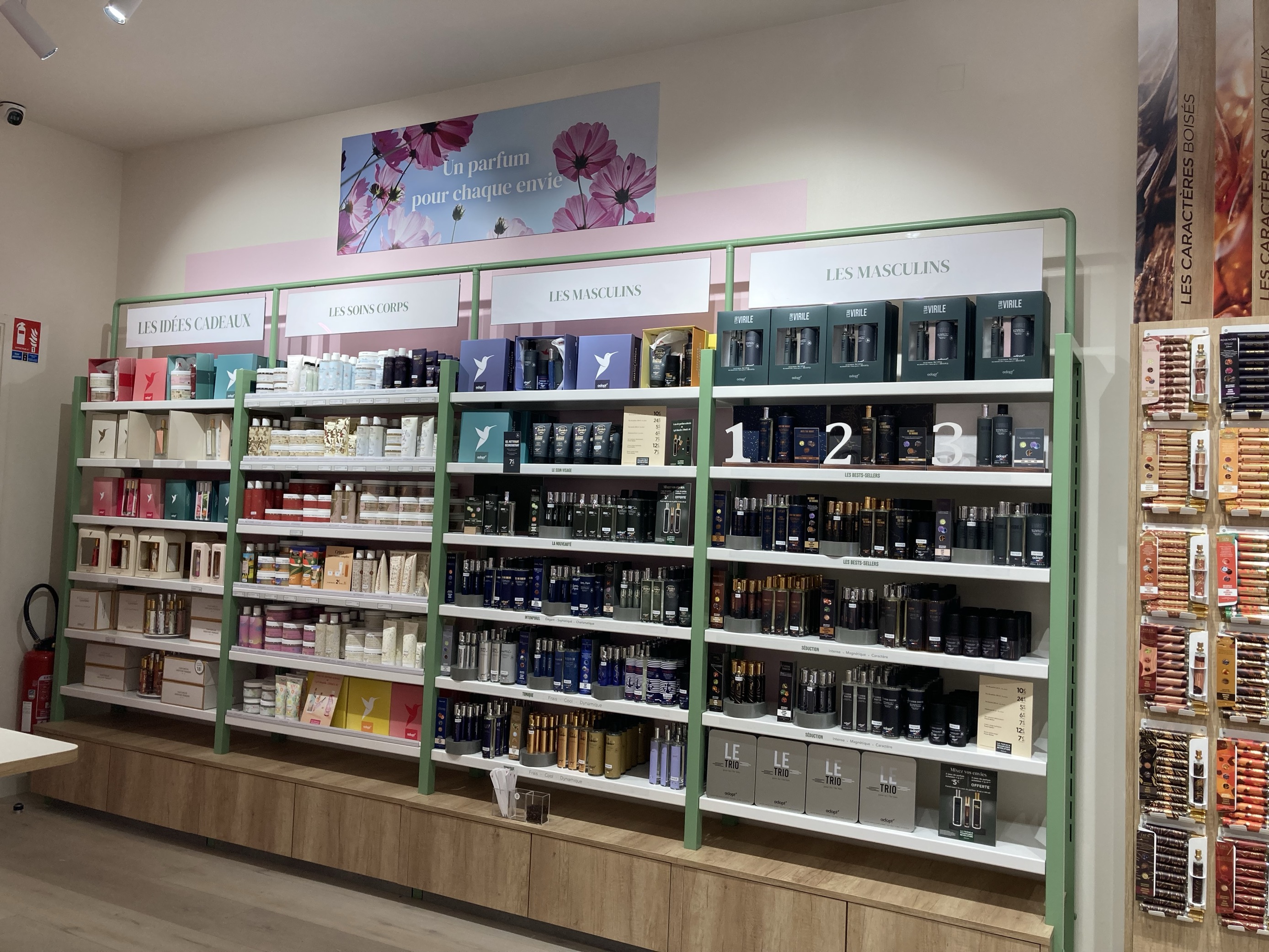 Foto 5 di Adopt Parfums