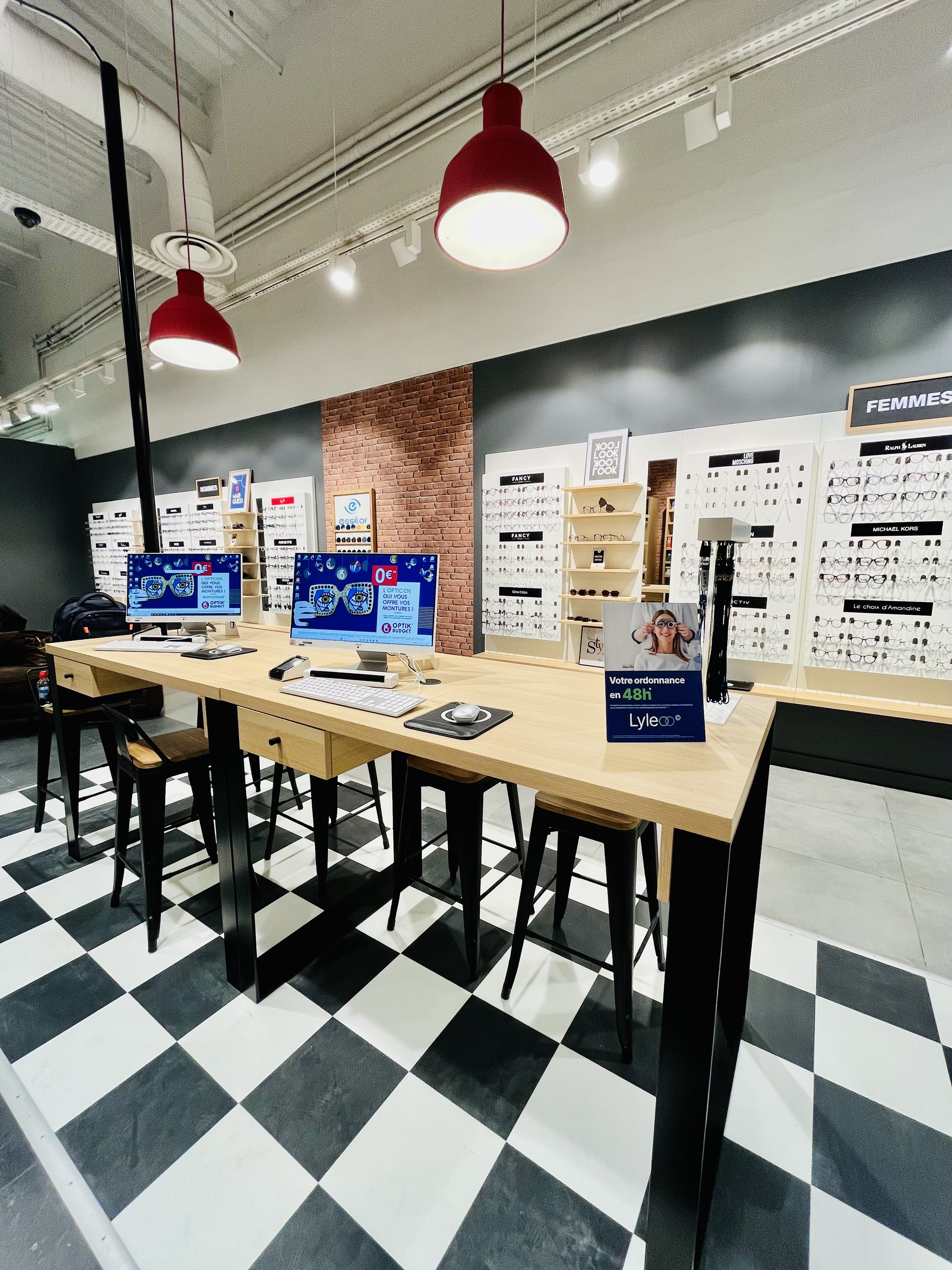Foto 3 di OPTIK BUDGET
