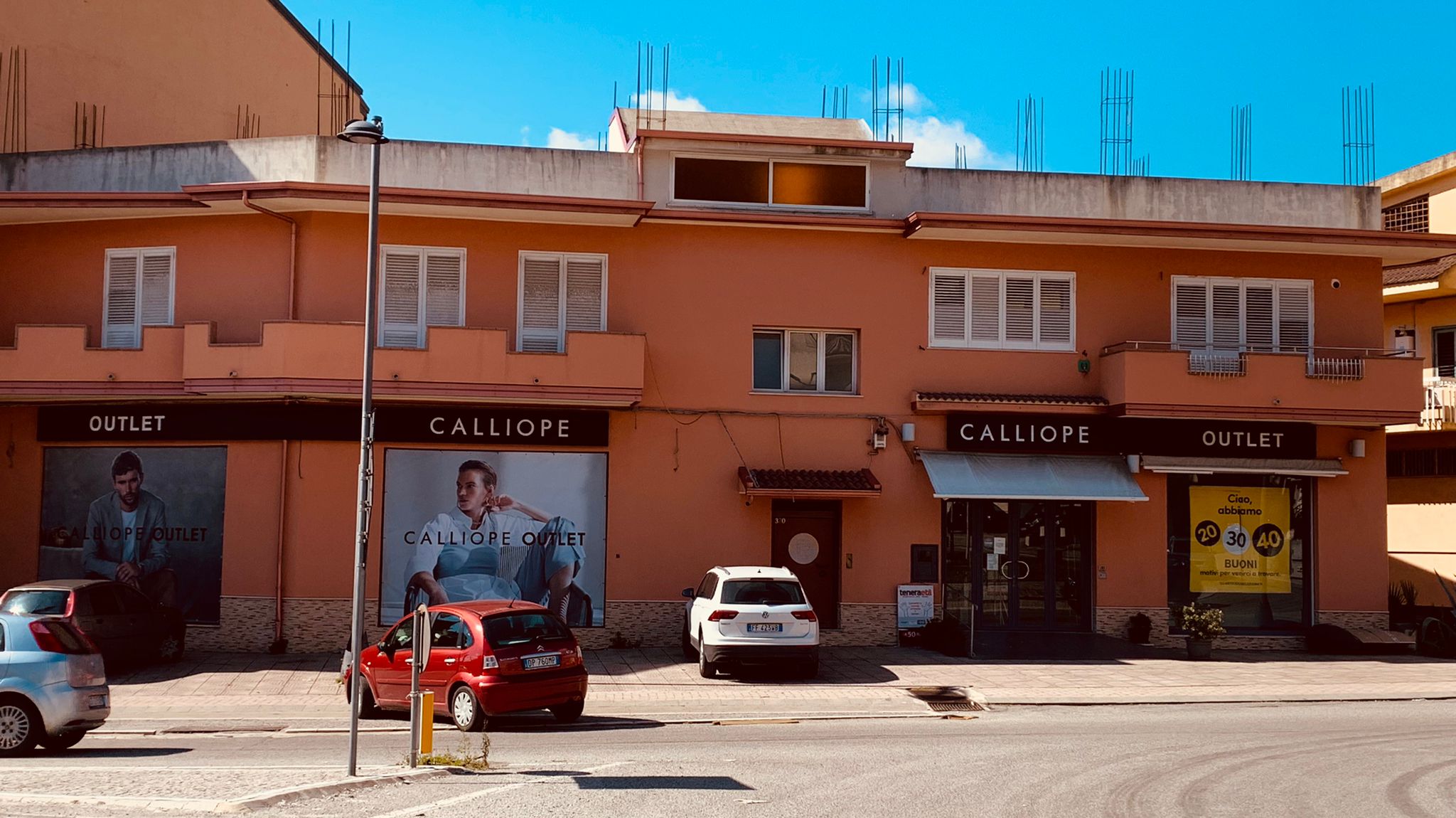 Photo 6 de Calliope Outlet