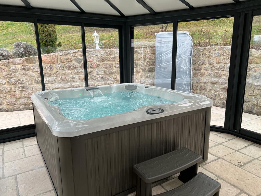 Foto 101 di AMBIANCE SPA JACUZZI VALENCE