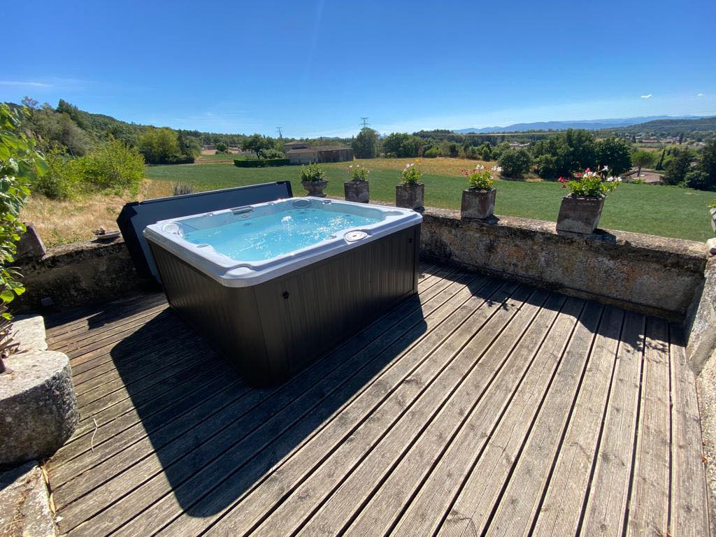 Foto 151 di AMBIANCE SPA JACUZZI VALENCE