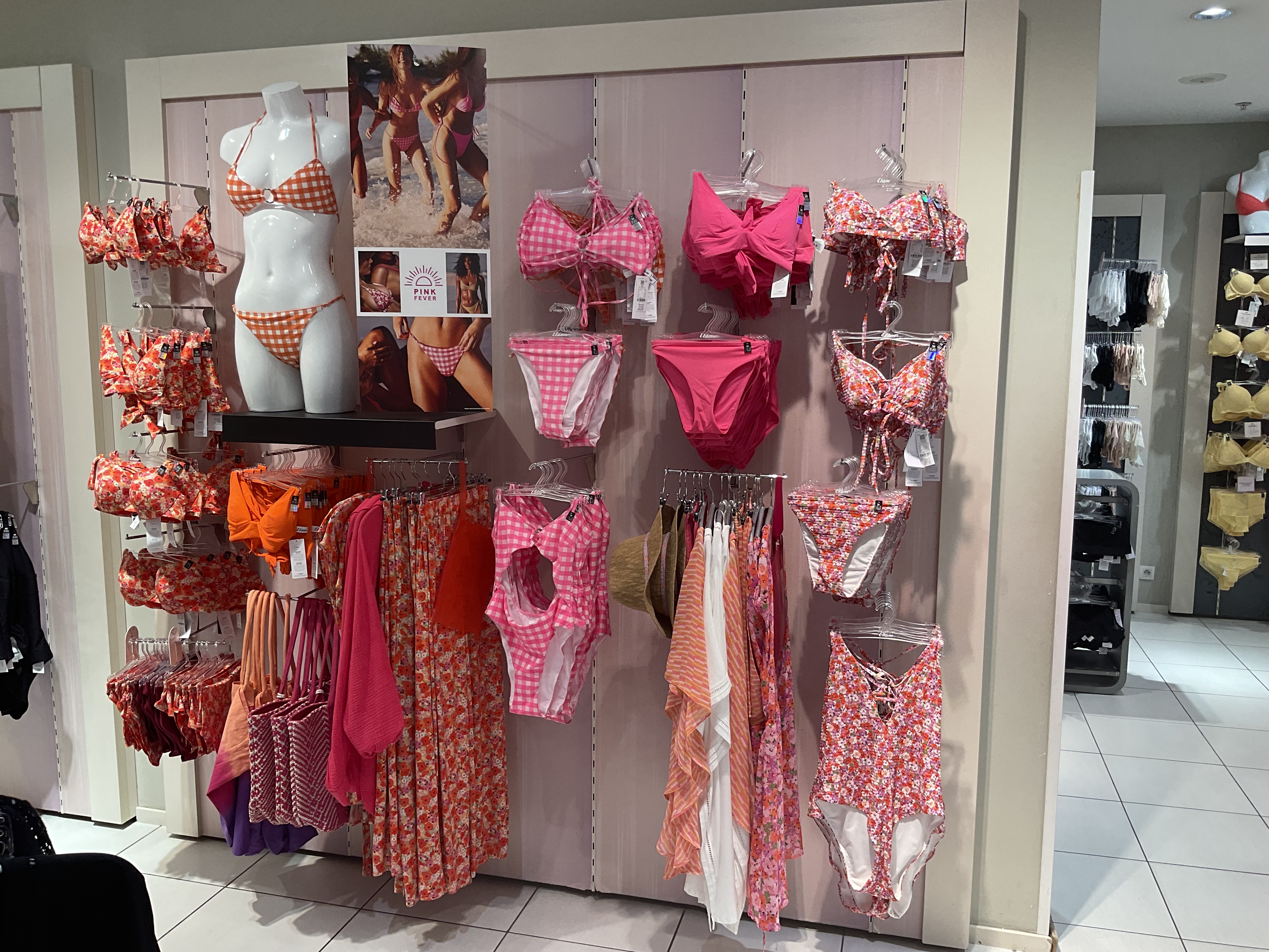 Foto 38 di Etam Lingerie