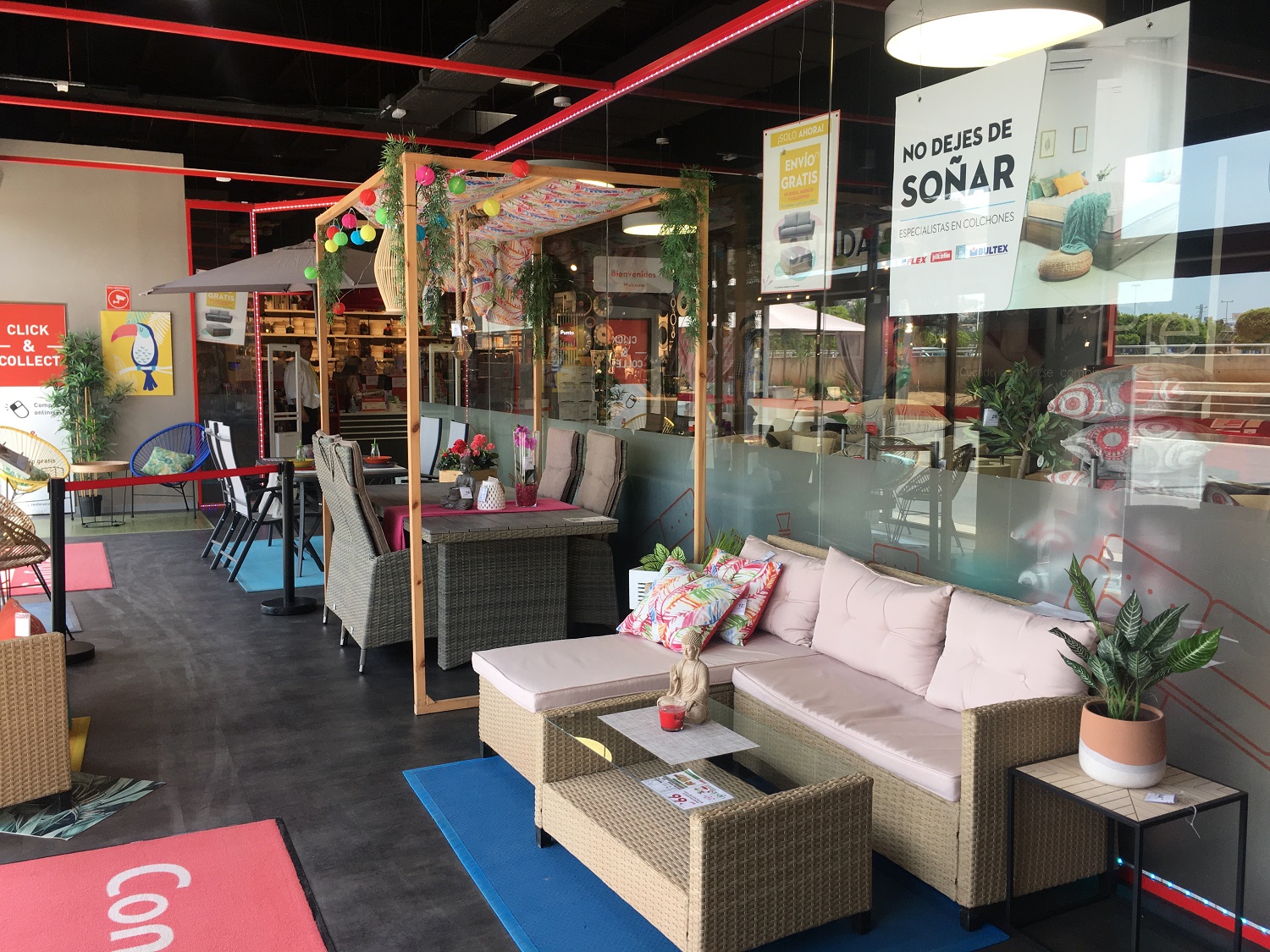 Foto 18 di Conforama Málaga