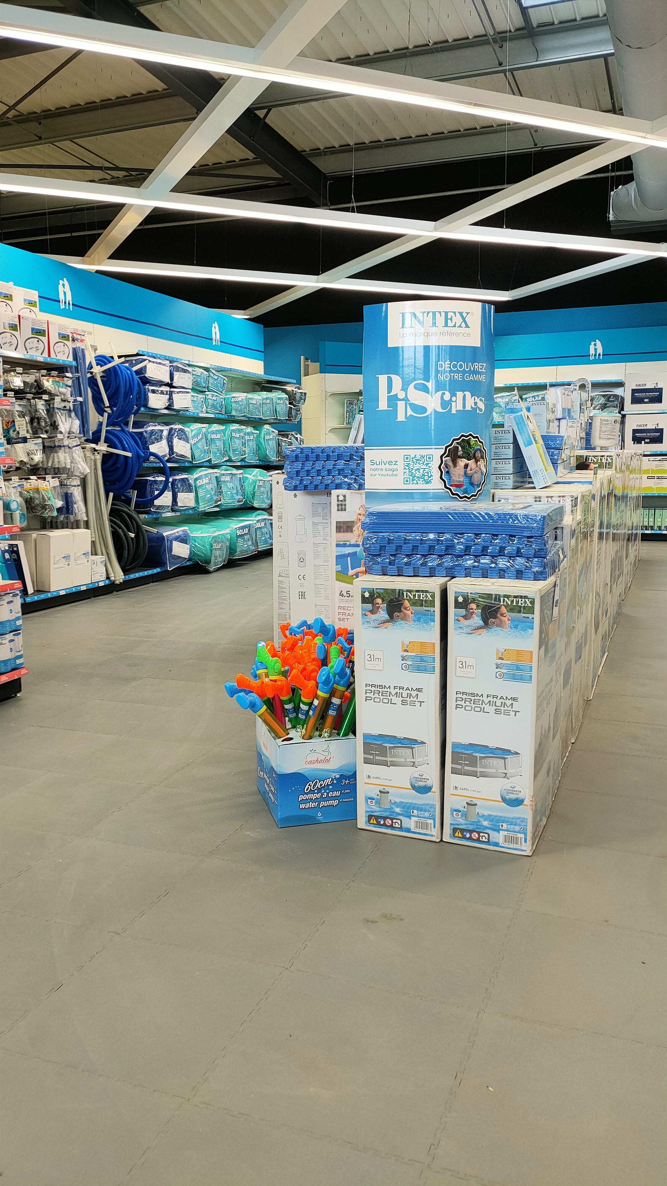 Foto 6 di Cash Piscines