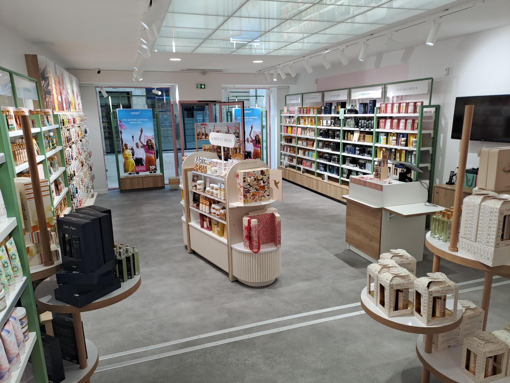 Foto 6 di Adopt Parfums