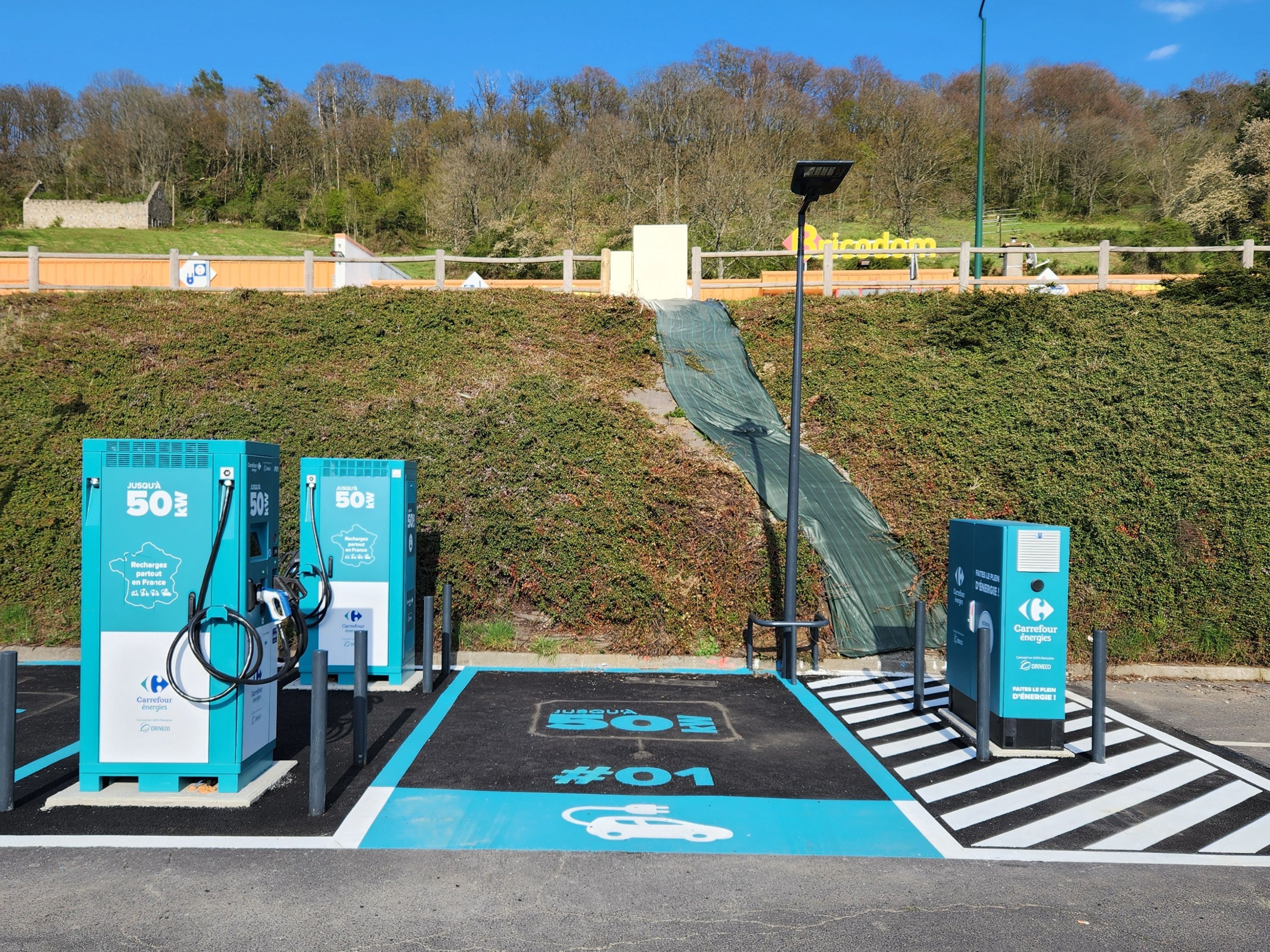 Foto 2 di Driveco Charging Station