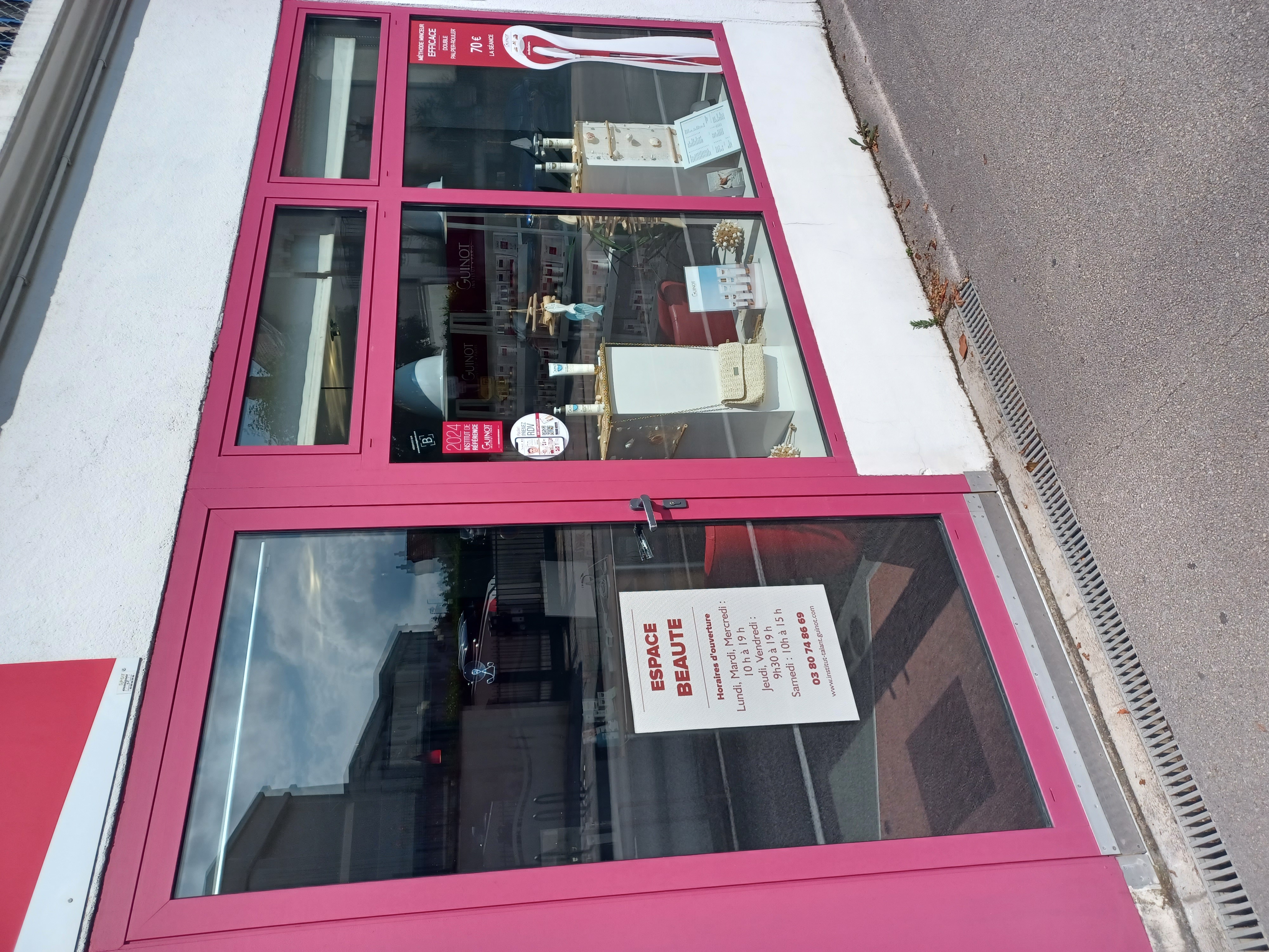 Foto 1 di Espace Beauté