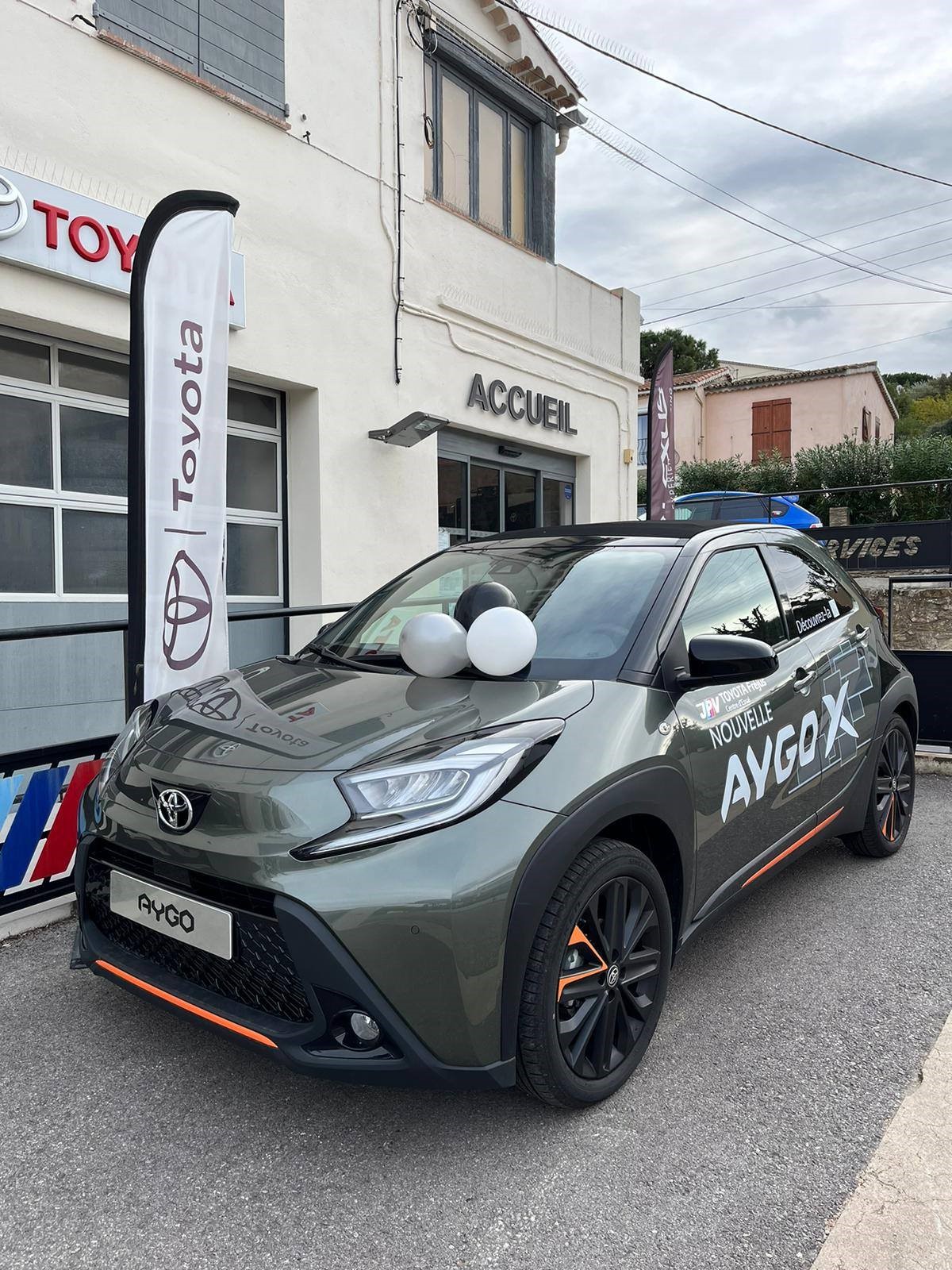Foto 20 di Toyota Saint-Tropez
