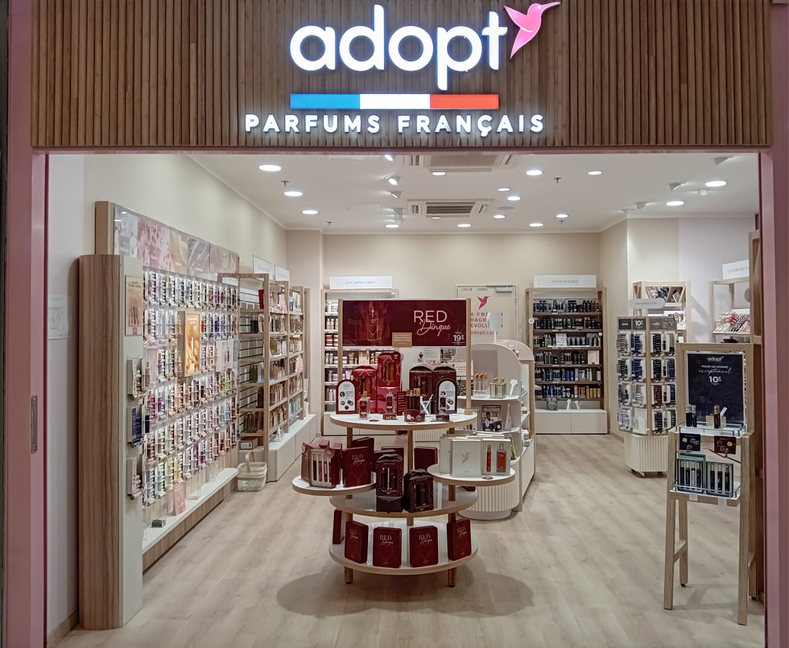 Foto 1 de Adopt Parfums