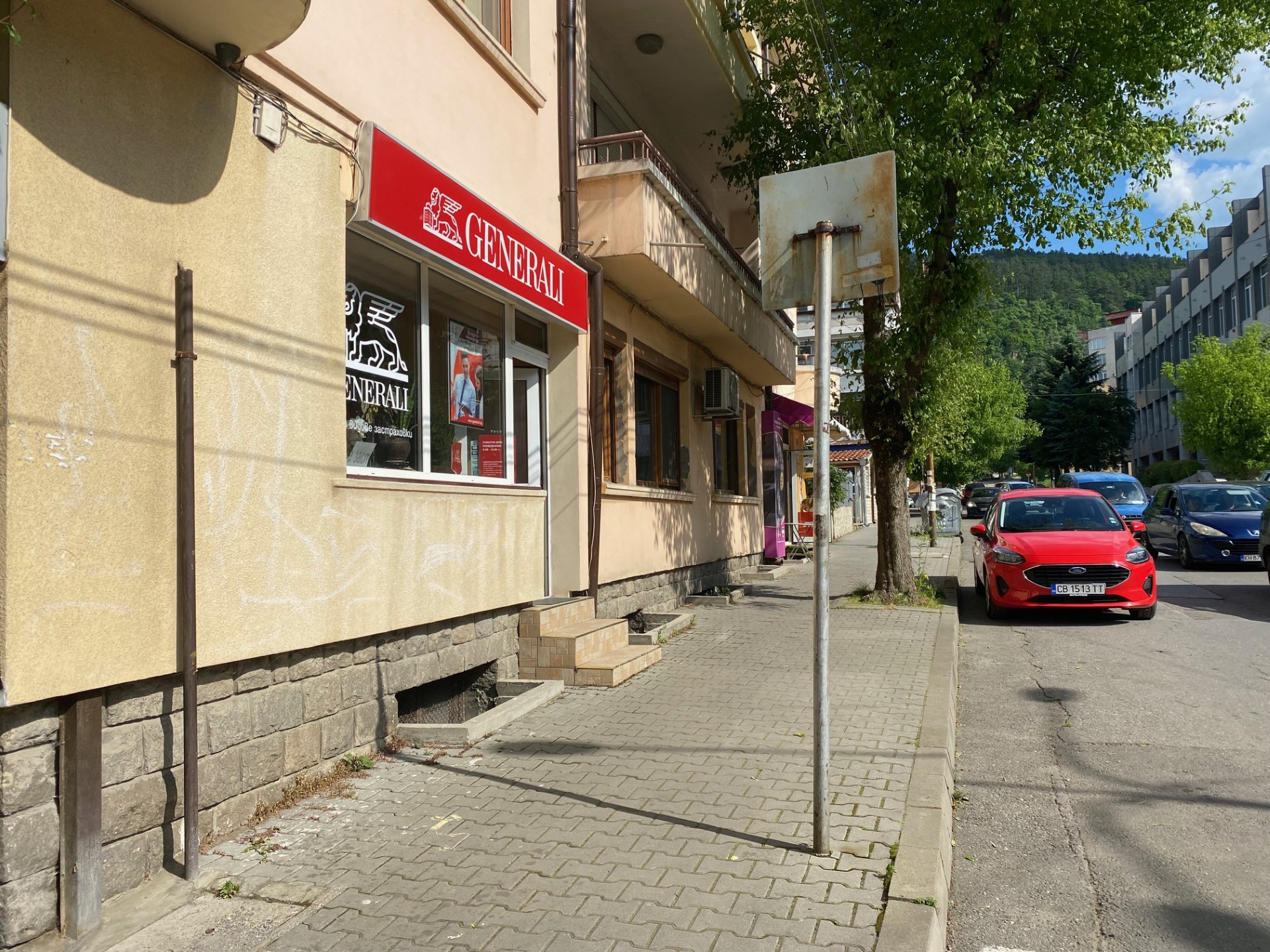 Foto 11 di Дженерали Застраховане