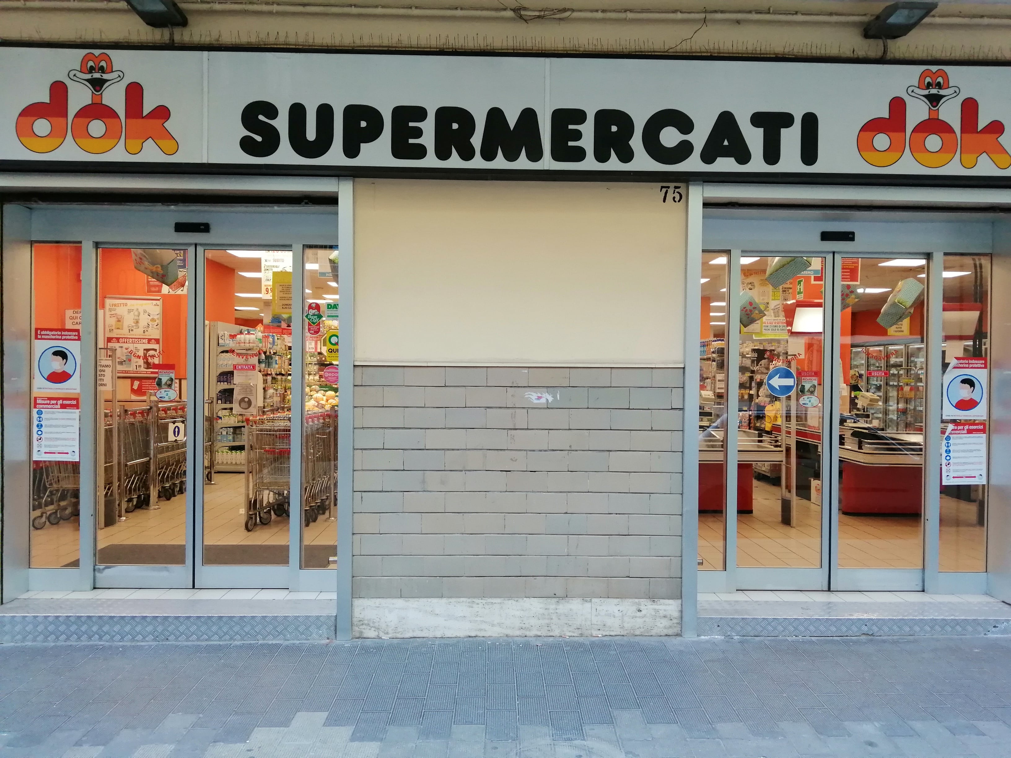 Photo 3 de Supermercato dok