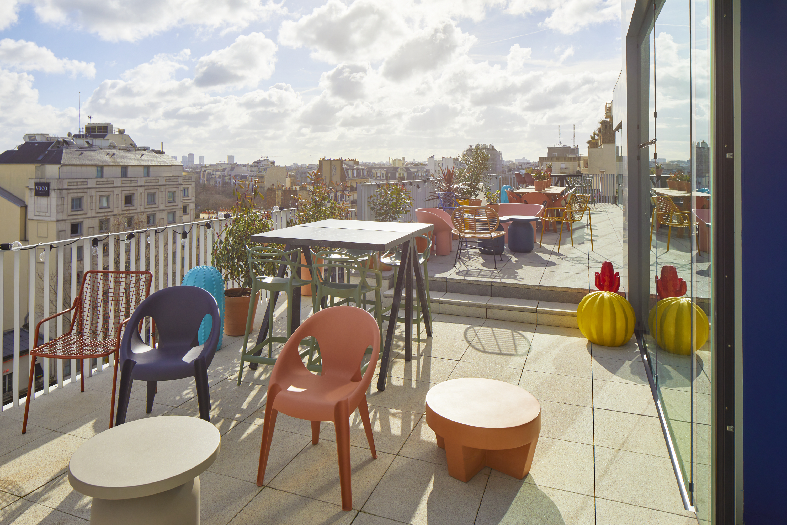 Wojo Coworking Paris 14e Montparnasse Gaîté | Location bureaux & salles de réunion