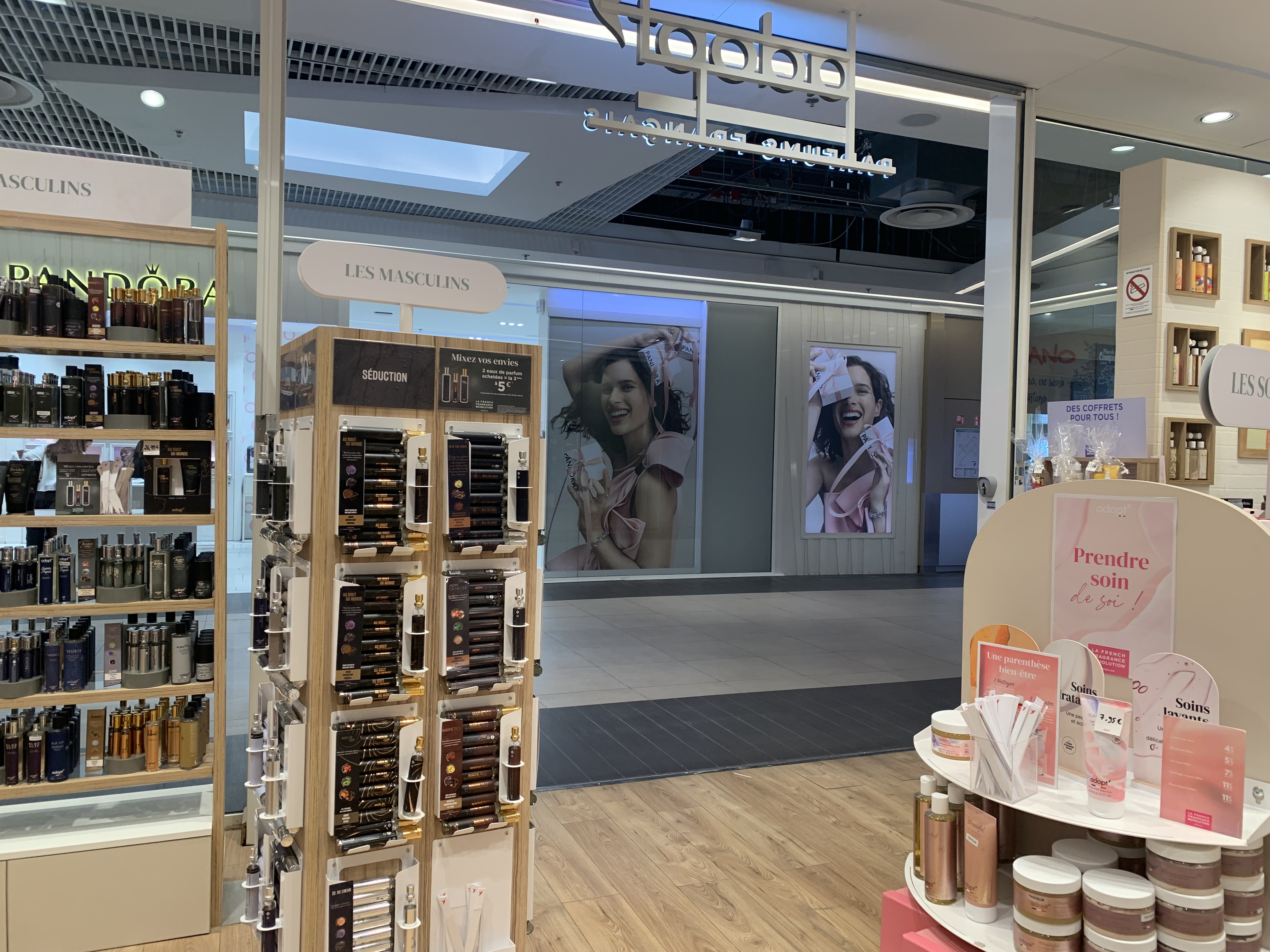 Foto 5 di Adopt Parfums