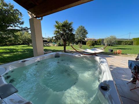 Foto 133 di AMBIANCE SPA JACUZZI VALENCE