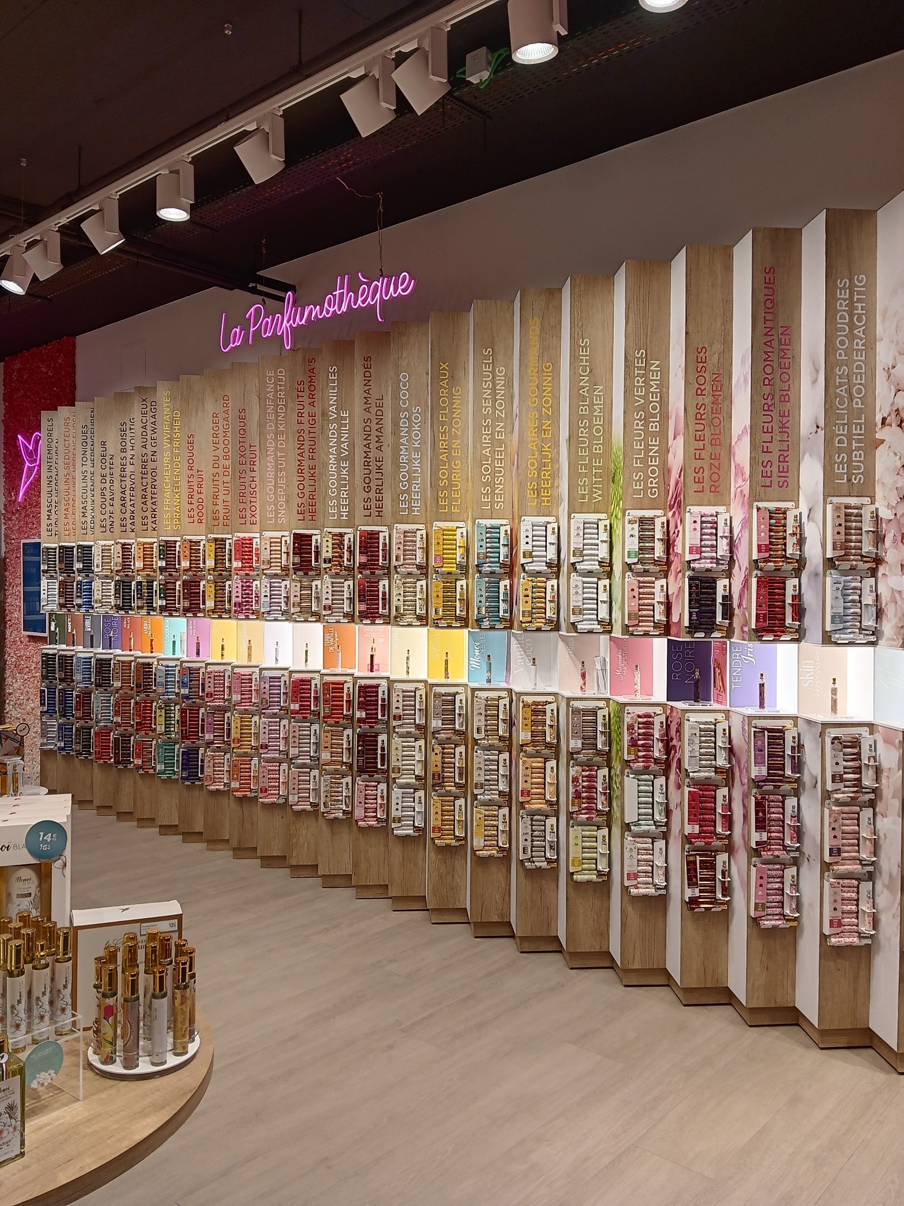 Foto 2 di Adopt Parfums