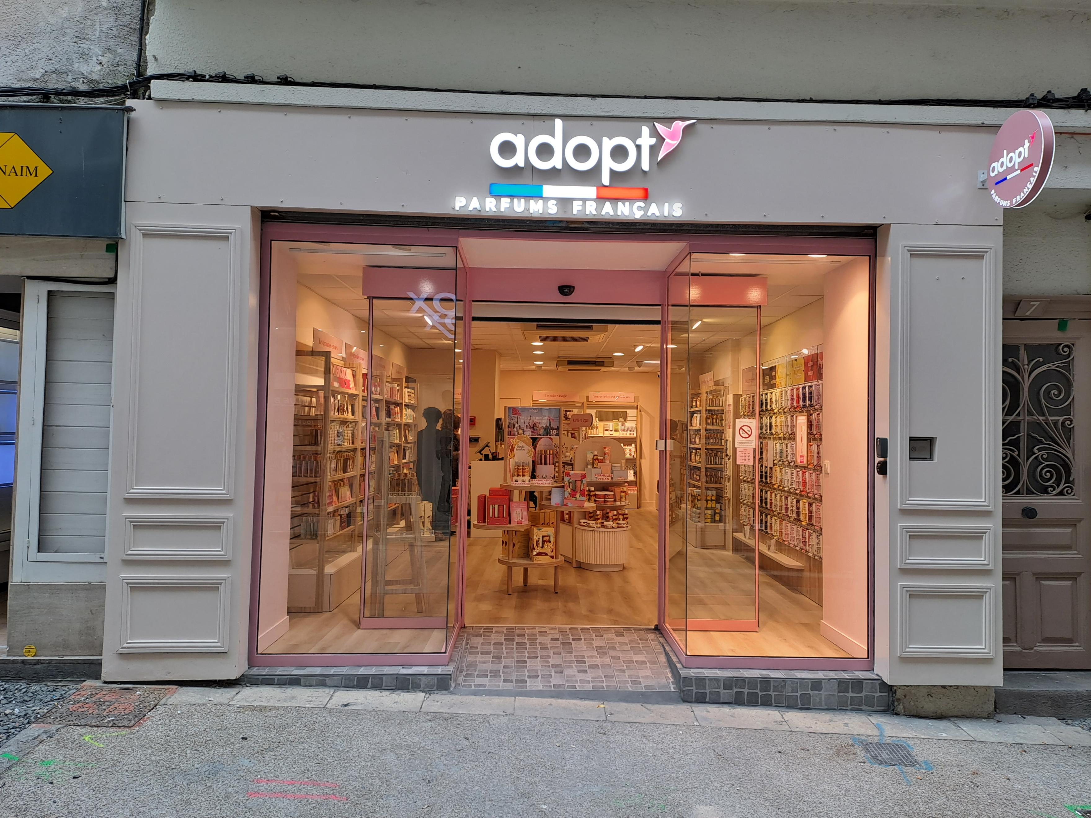 Foto 1 di Adopt Parfums