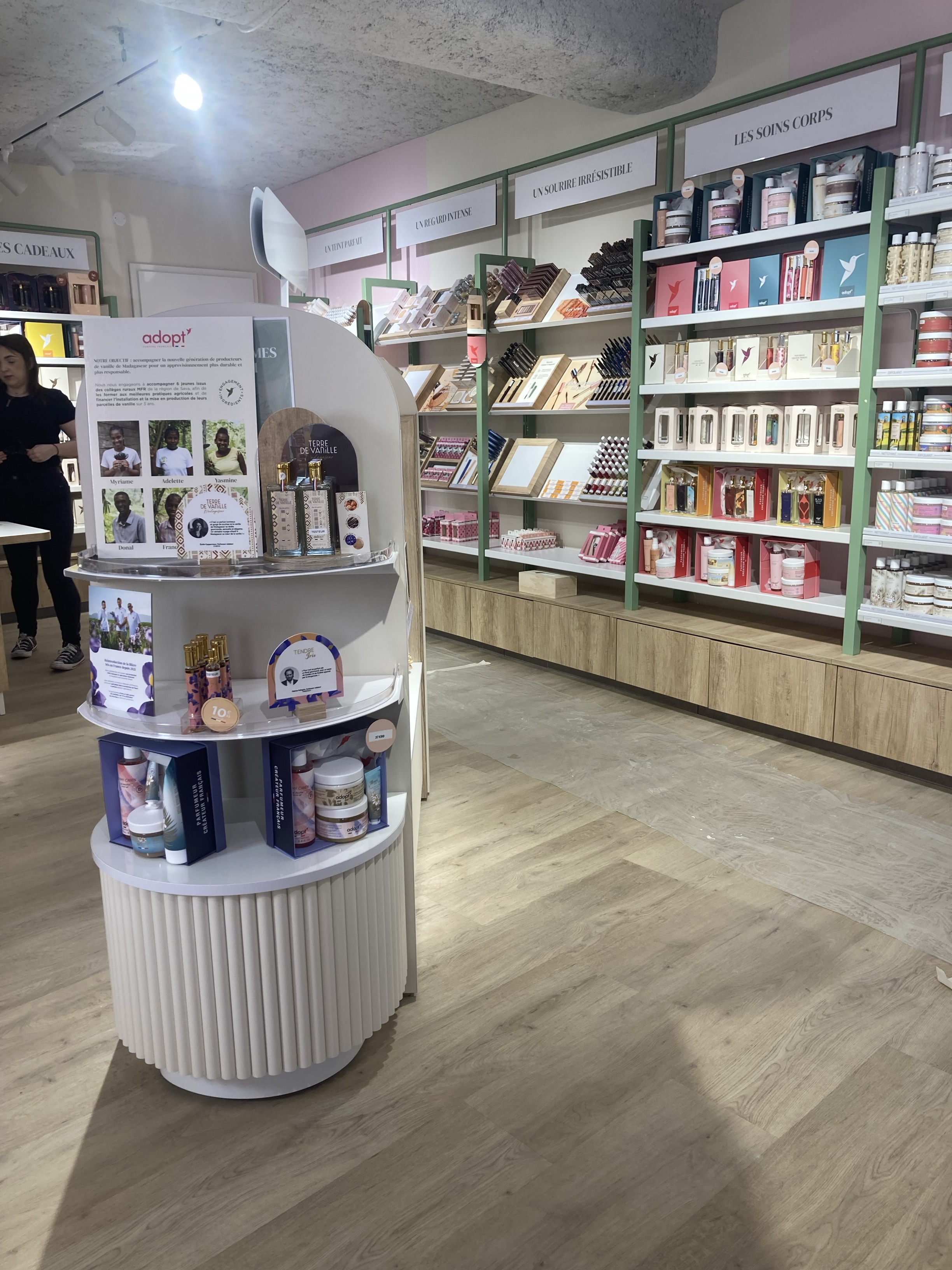 Foto 6 di Adopt Parfums