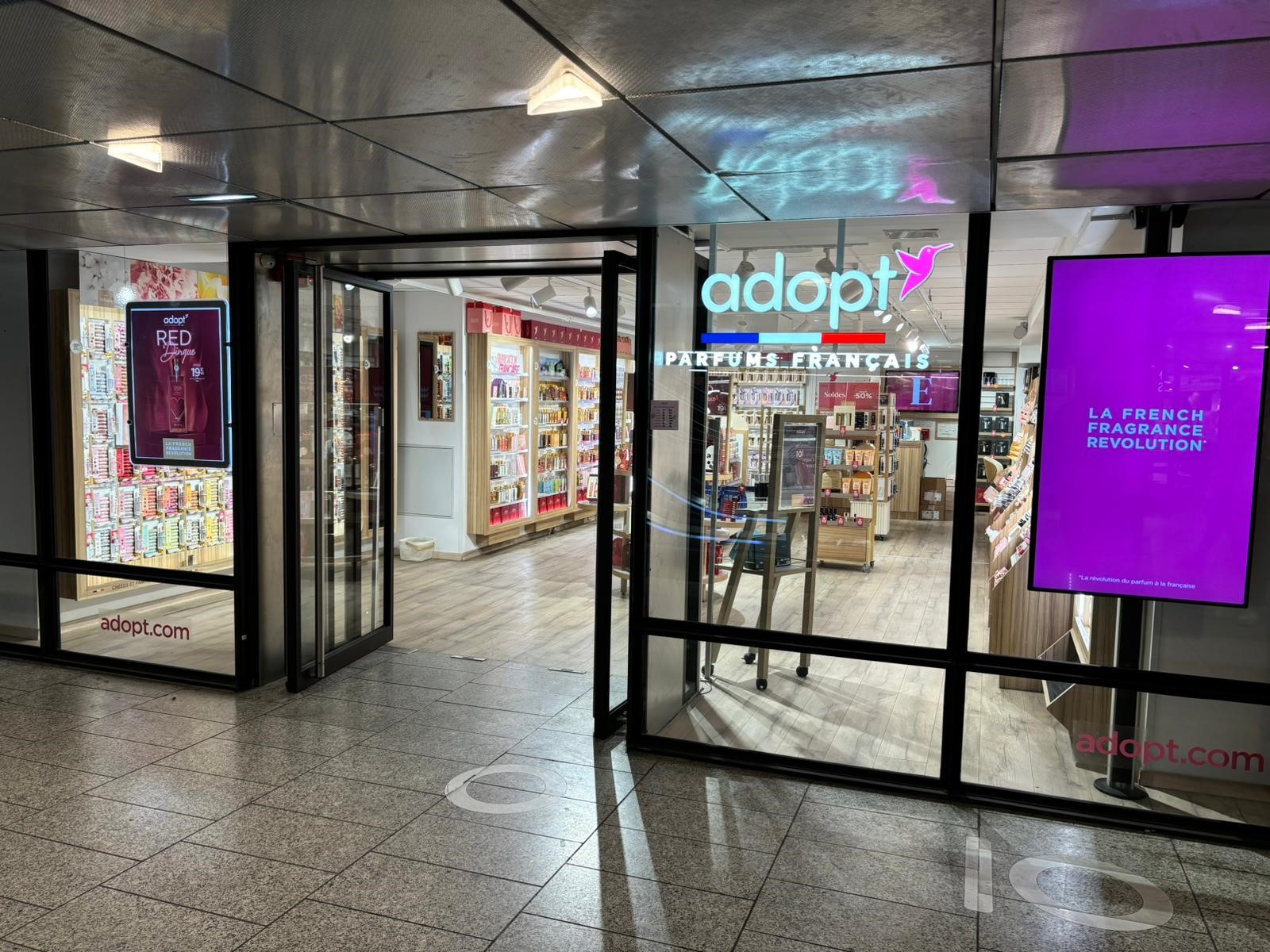 Foto 5 di Adopt Parfums