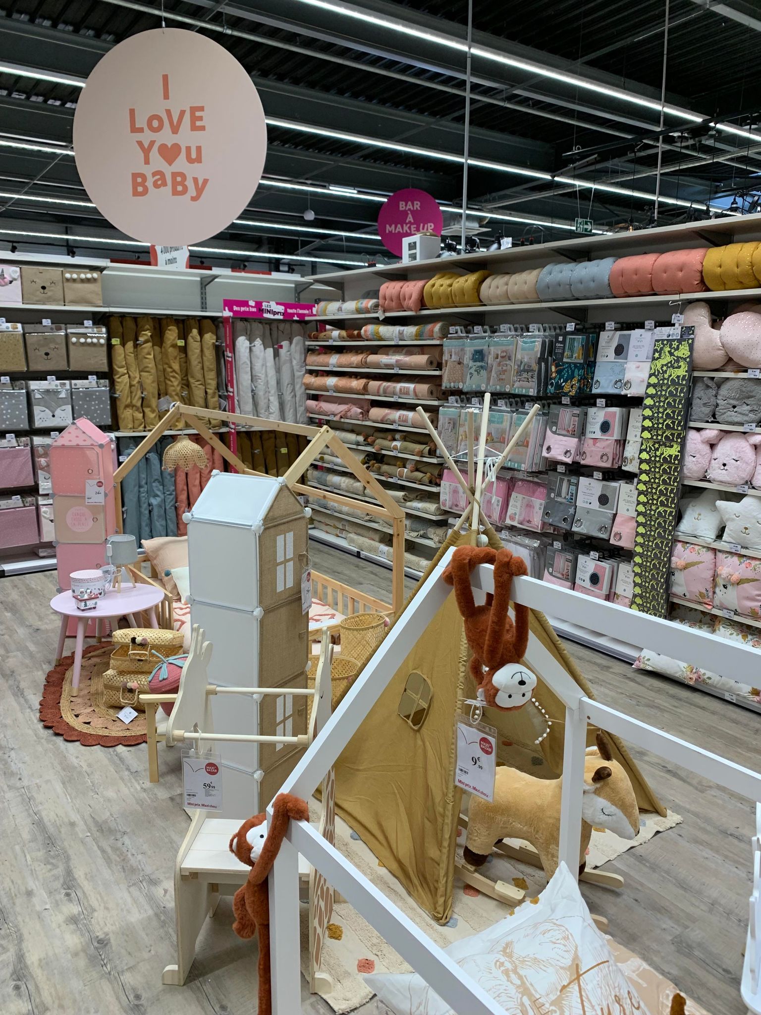 Foto 4 di Maxi Bazar