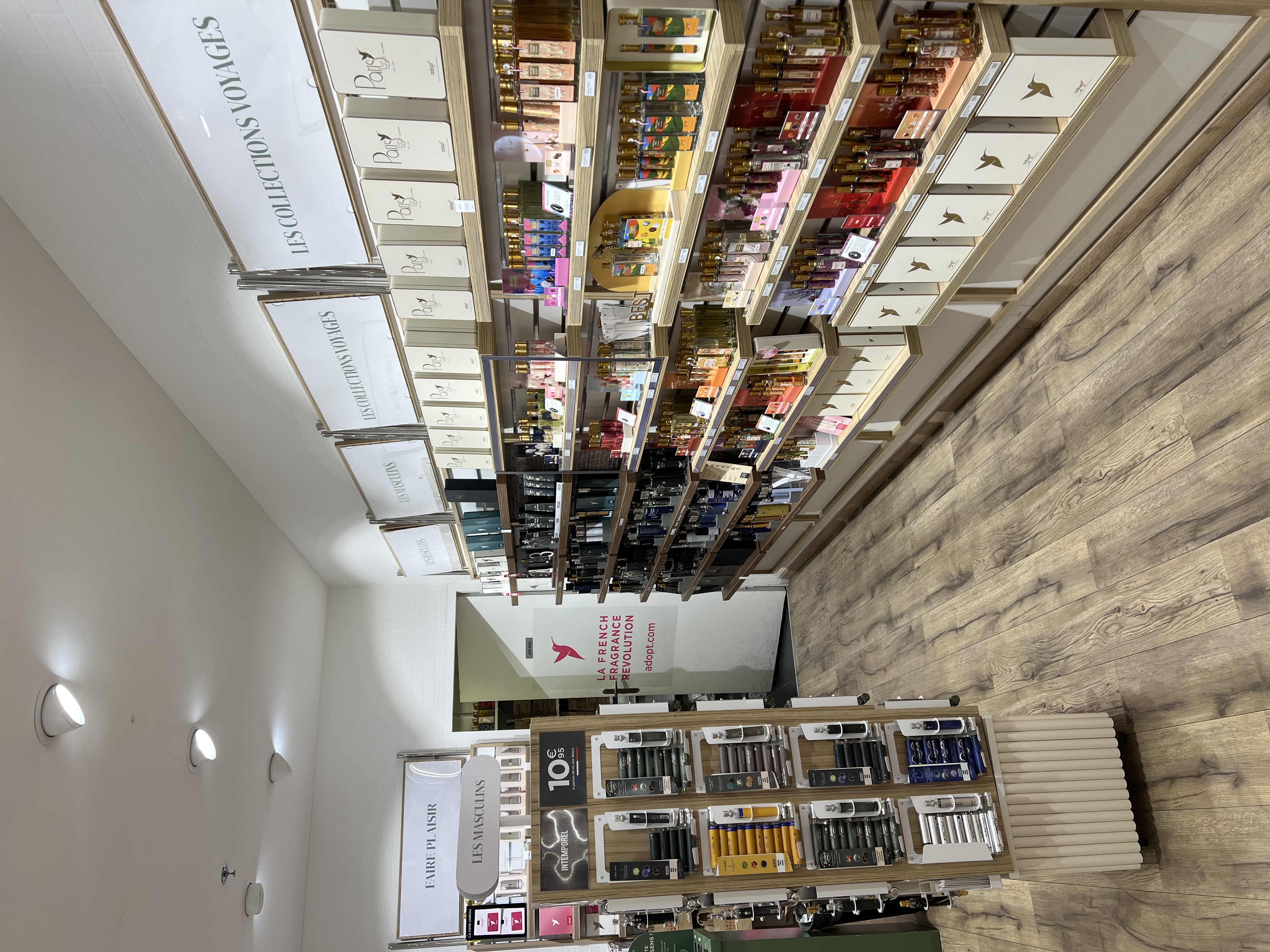 Foto 10 di Adopt Parfums
