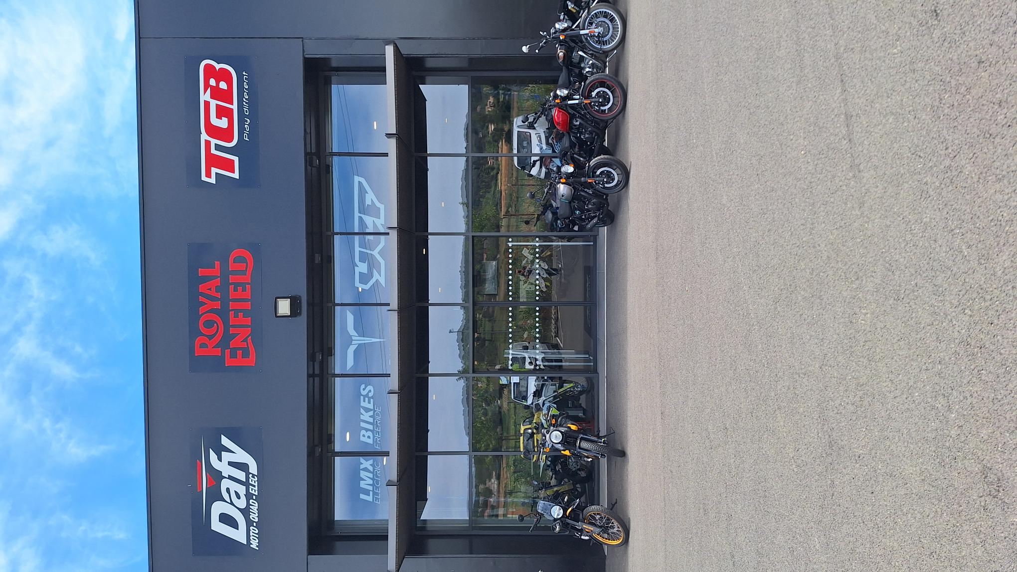 Foto 1 di ADN Motos
