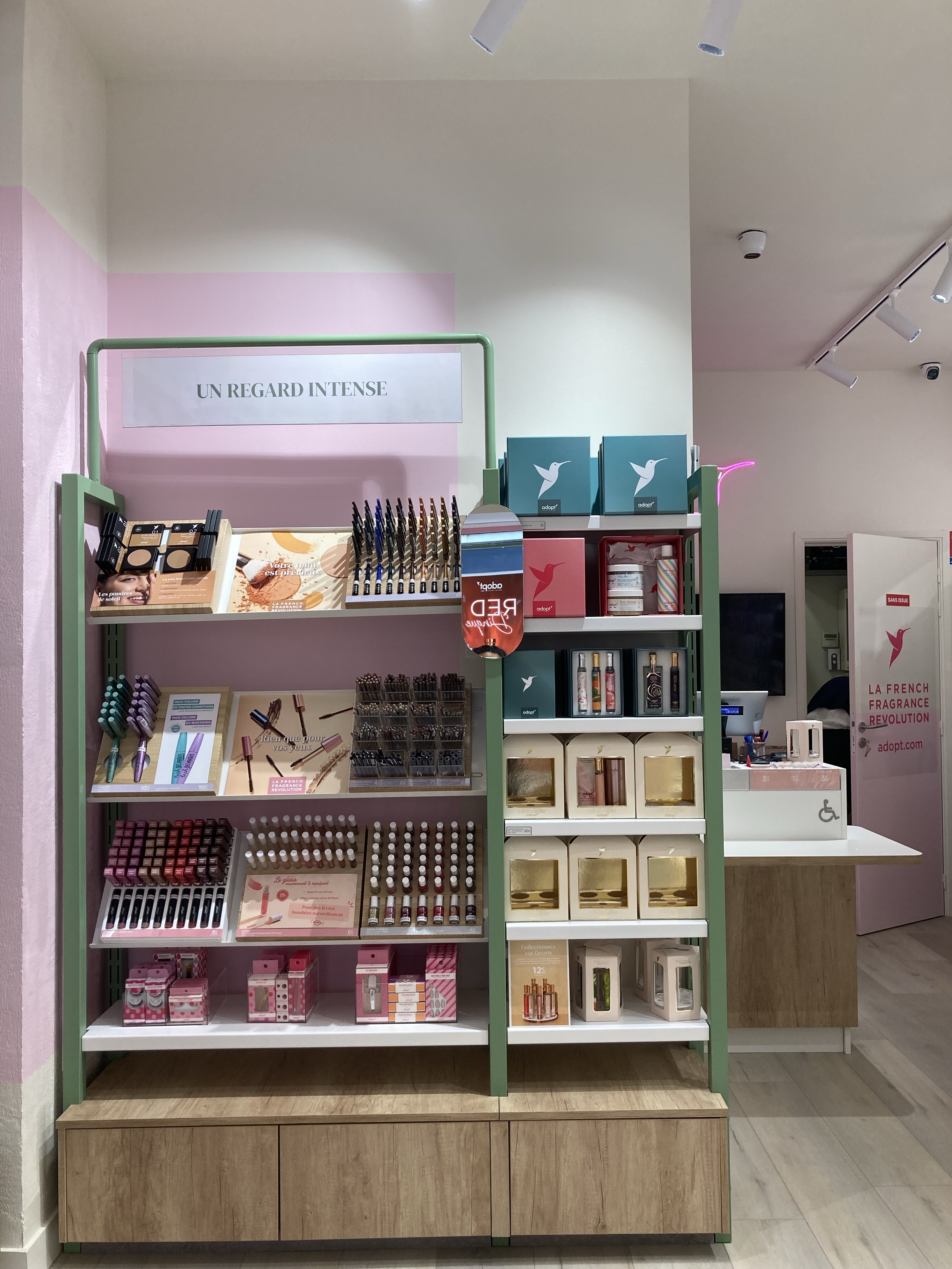 Foto 9 di Adopt Parfums