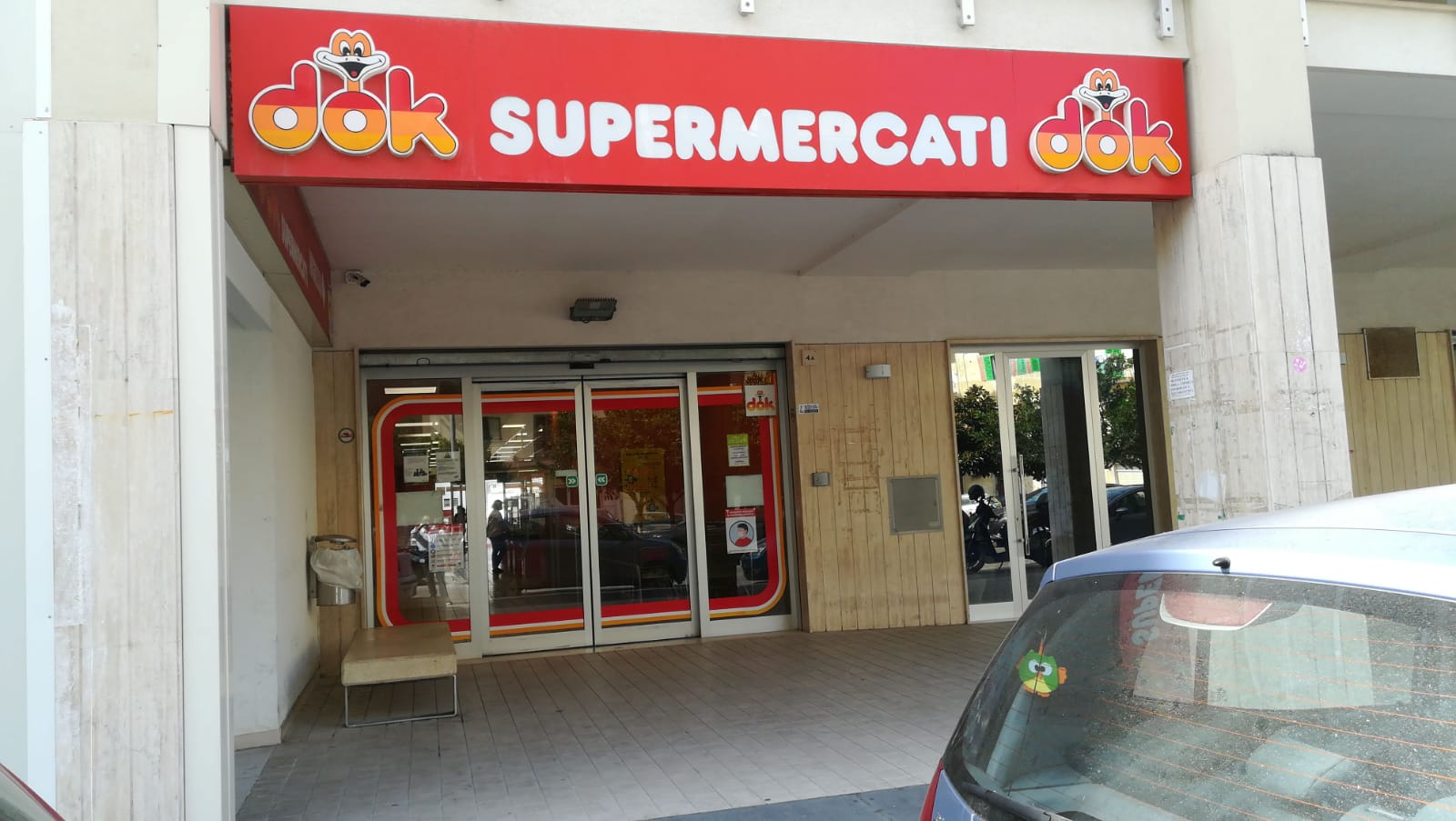 Photo 5 de Supermercato dok