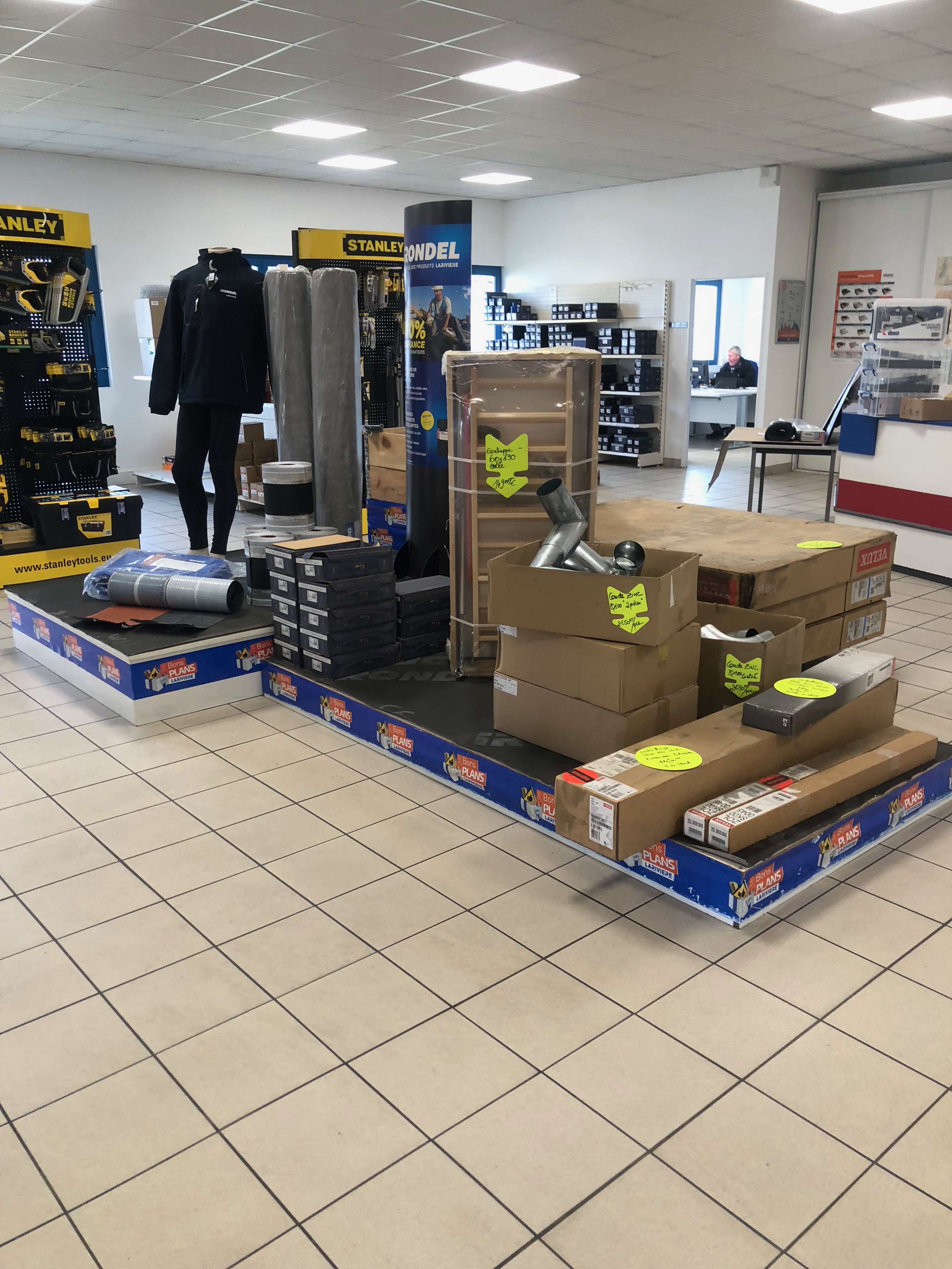 Foto 4 di Lariviere