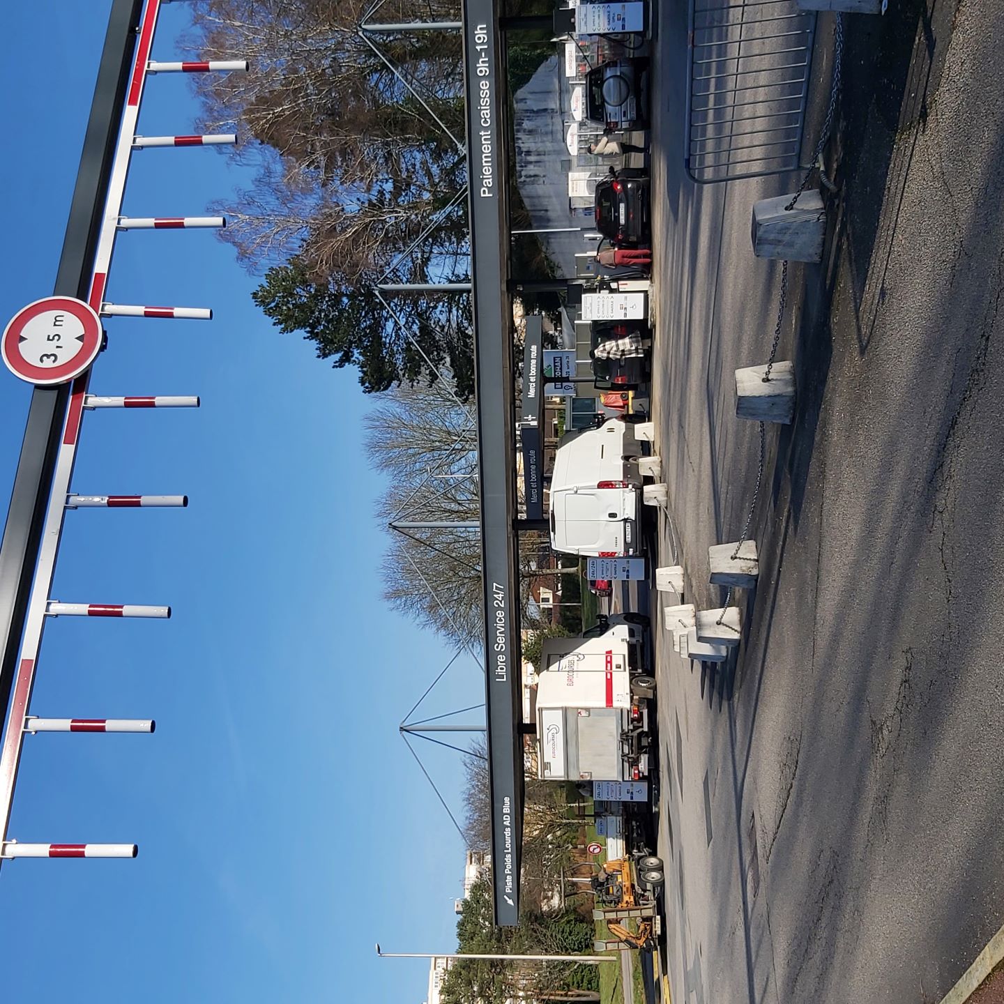 Foto 4 di Station Service Carrefour