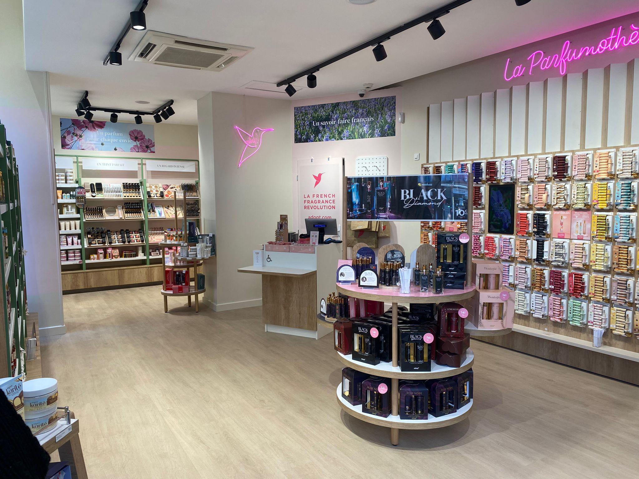 Foto 4 di Adopt Parfums