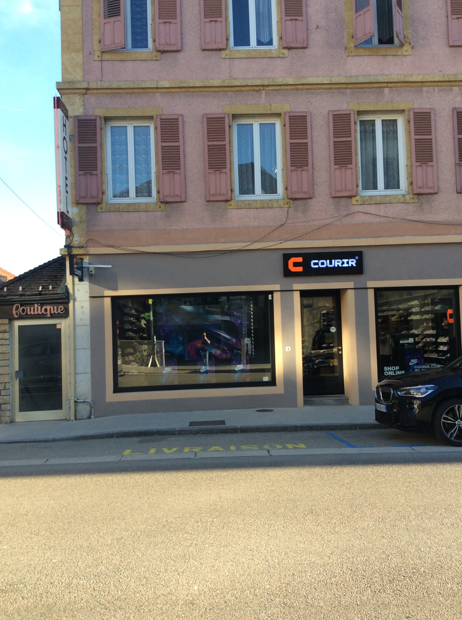 Foto 2 di Courir