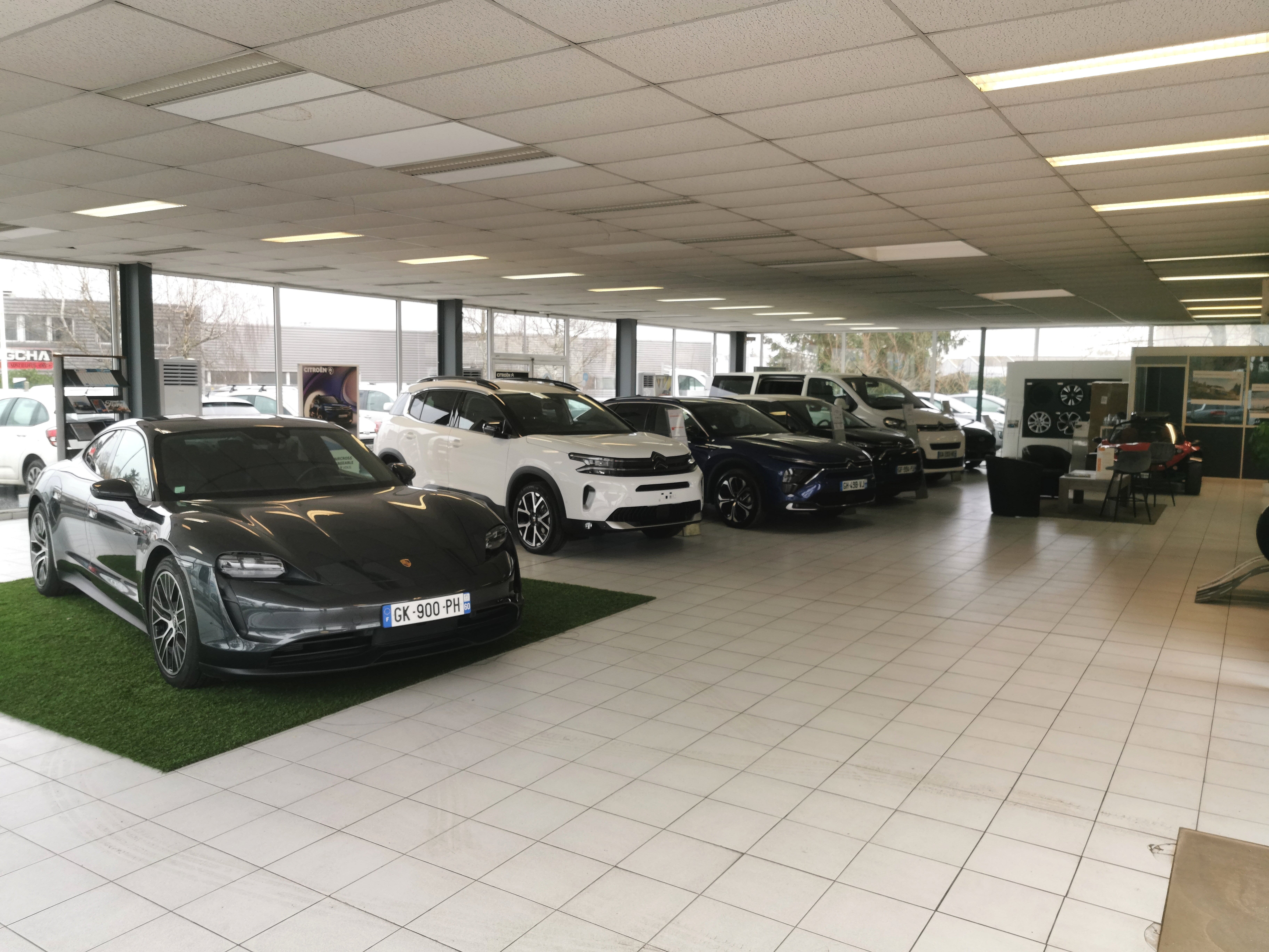 Foto 68 di Garage Sofemo Senlis CITROEN FORD
