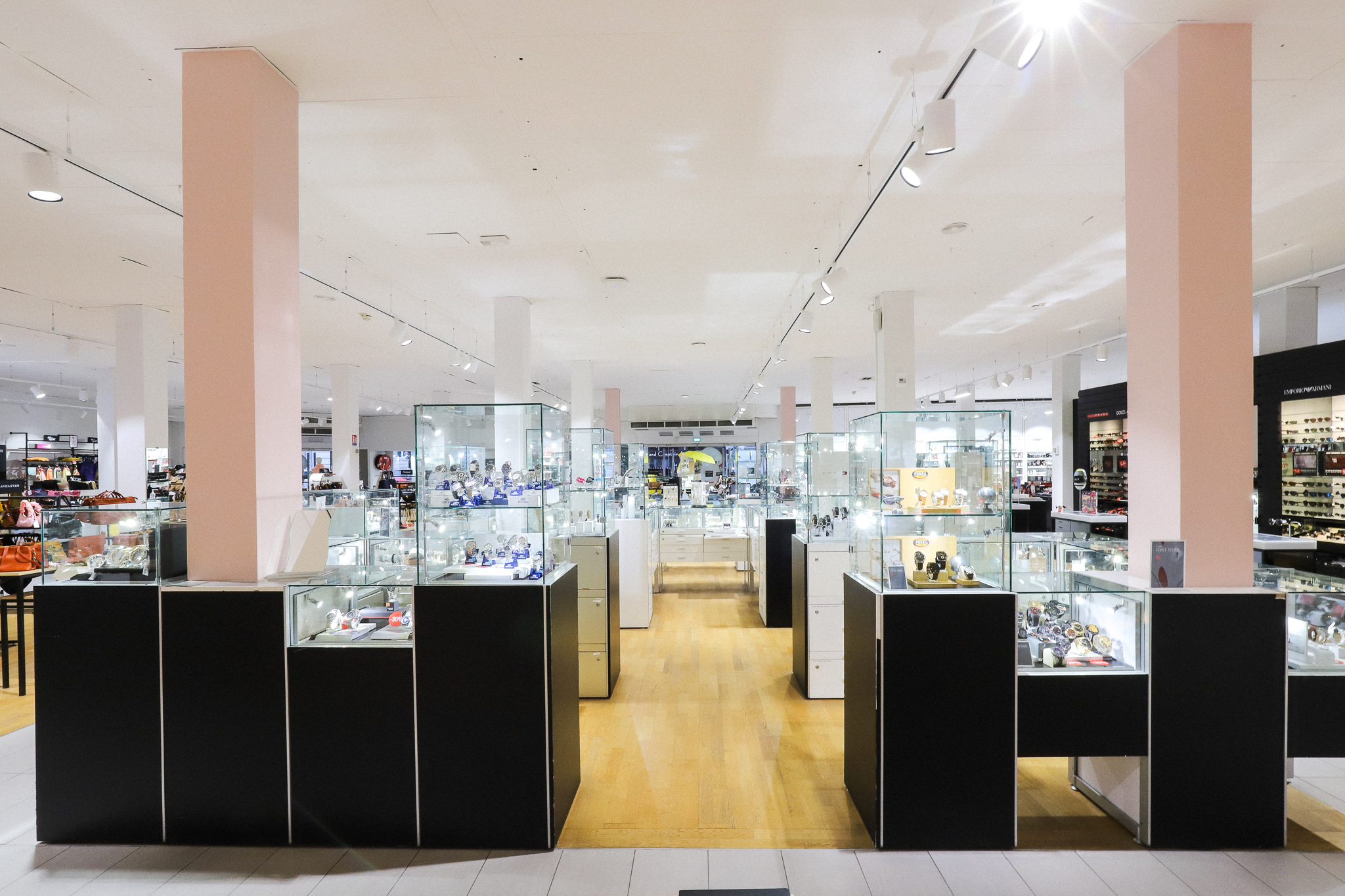 Foto 6 di Galeries Lafayette Saintes